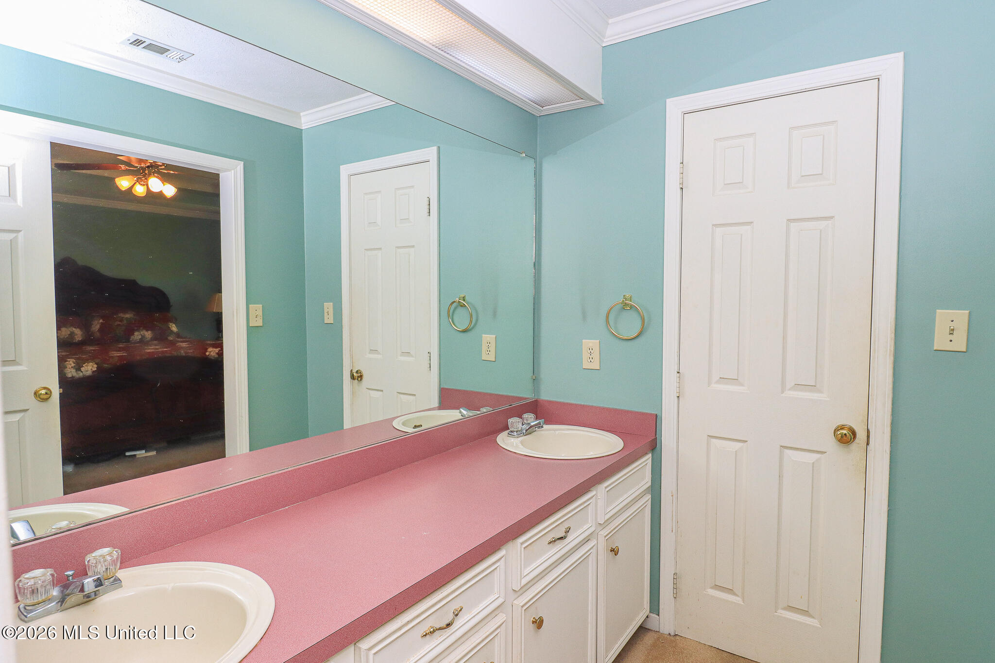 106 Deer Run Property Photo 12