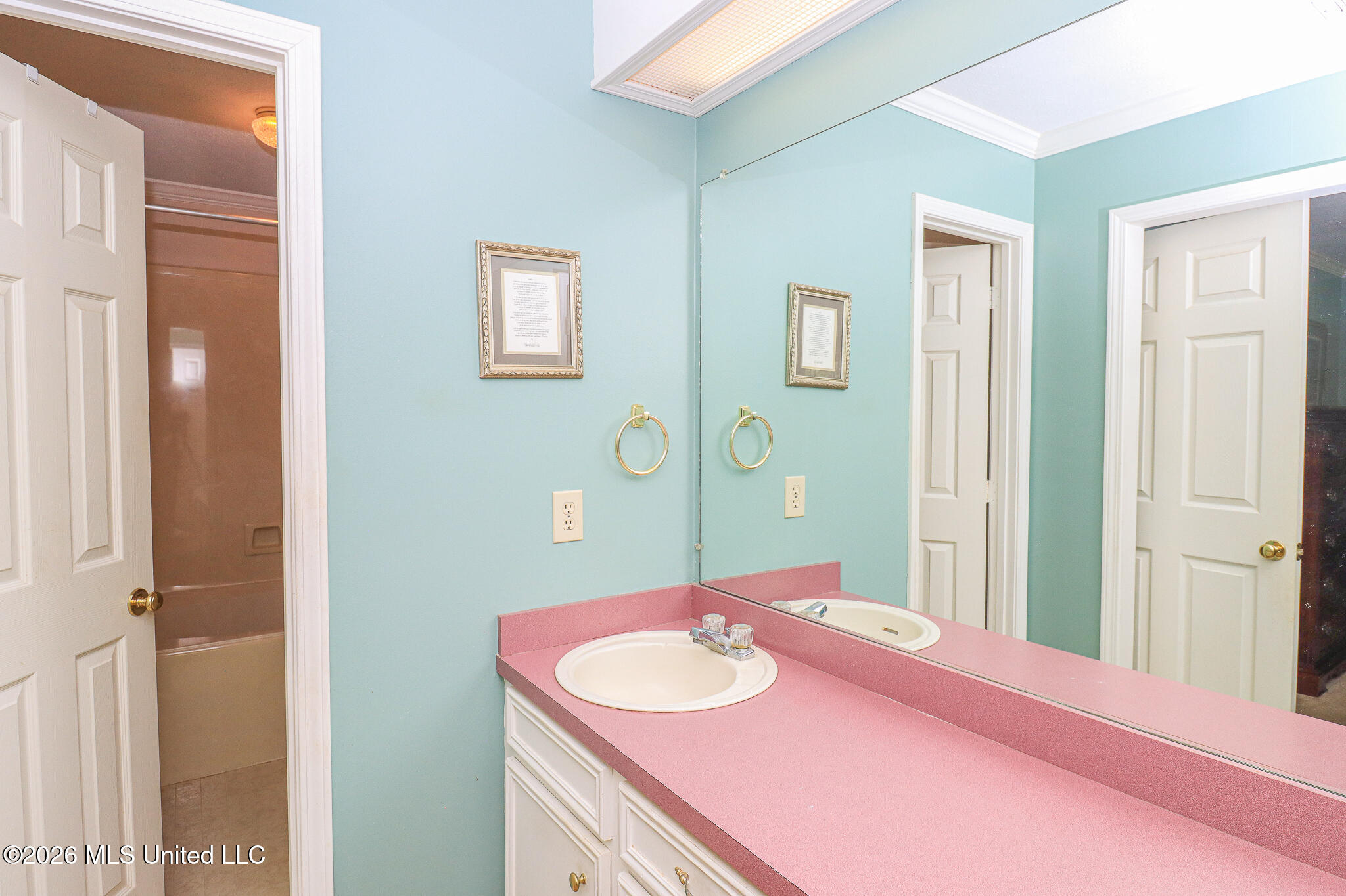 106 Deer Run Property Photo 13