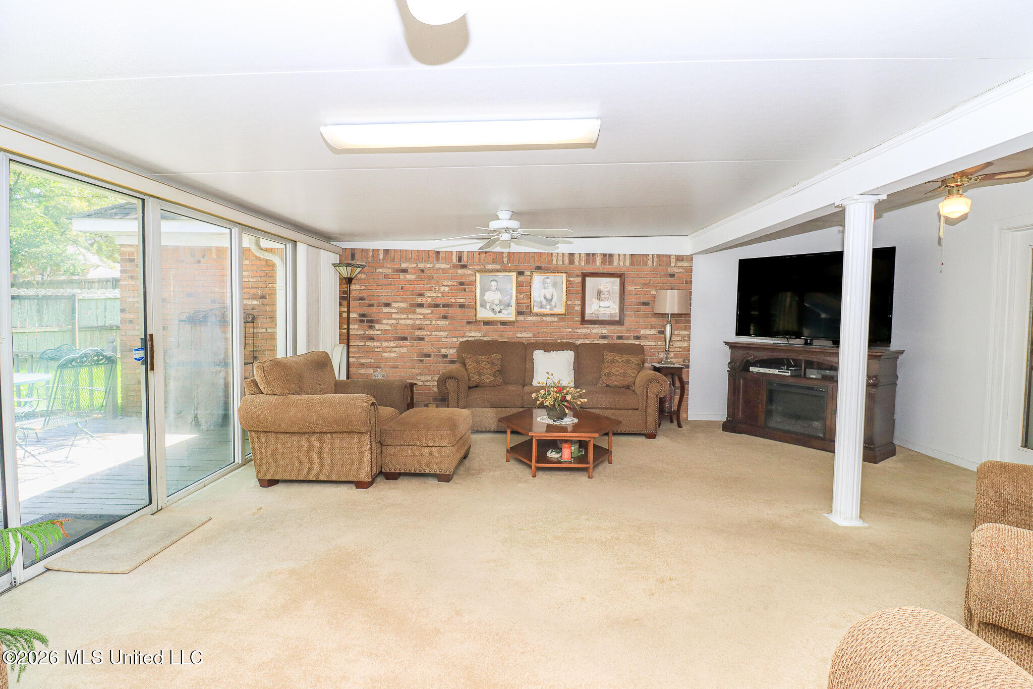106 Deer Run Property Photo 33