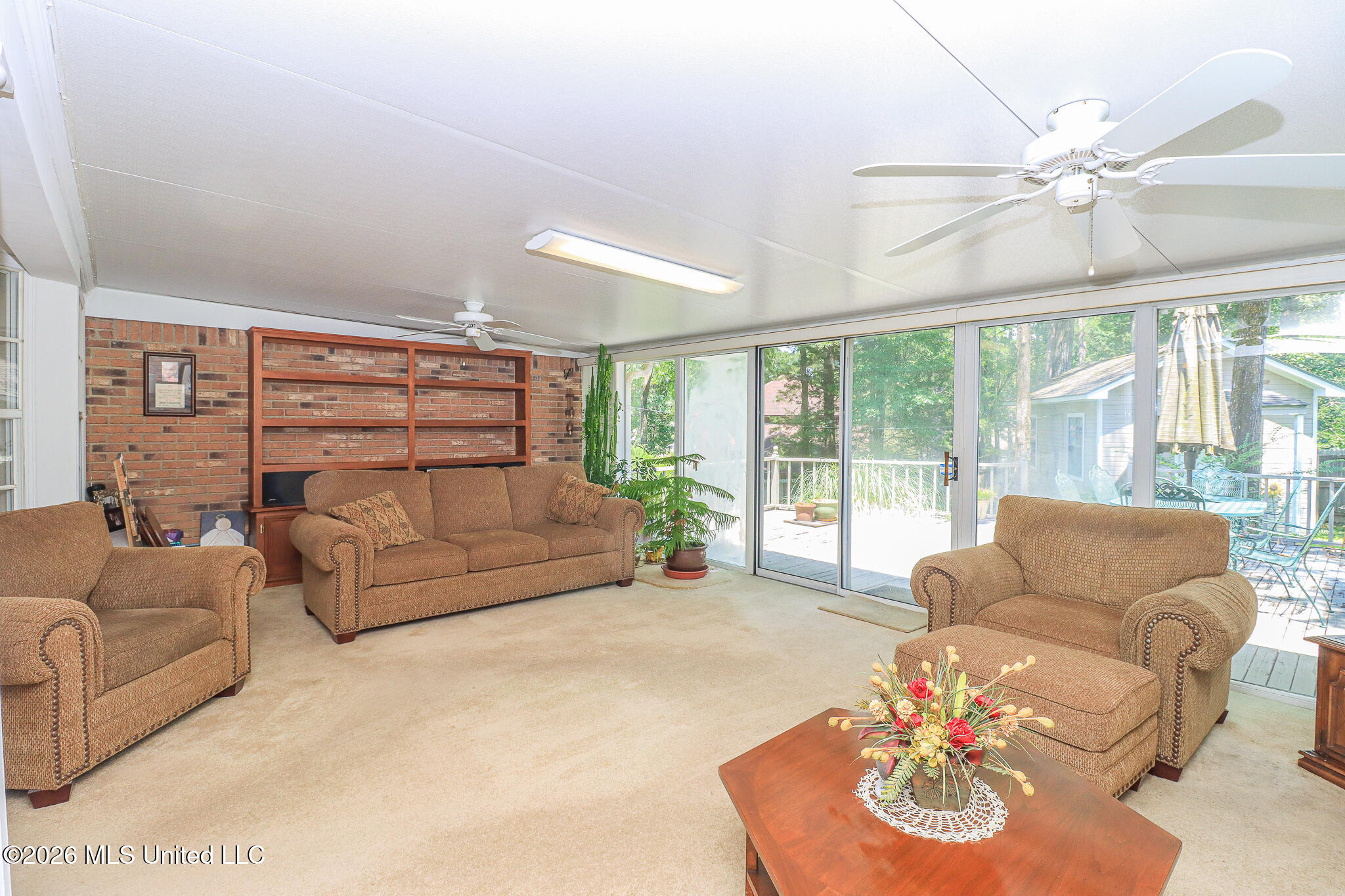 106 Deer Run Property Photo 34