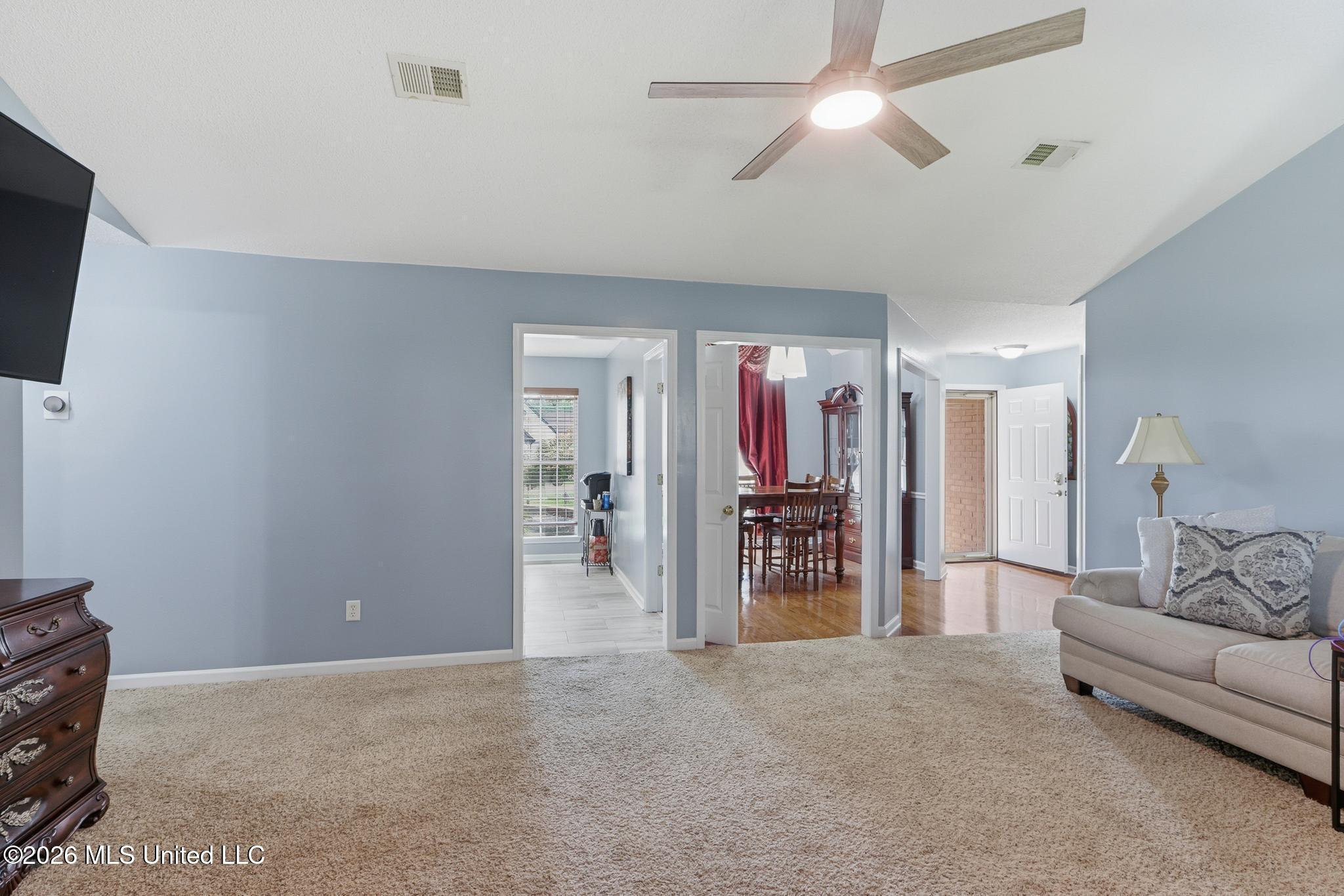 6289 E Sandbourne Property Photo 4