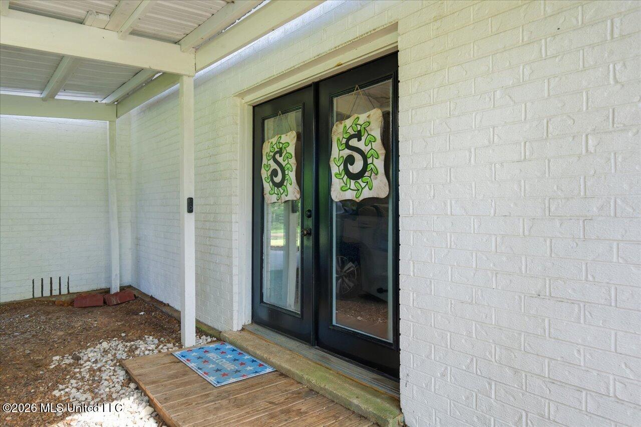 2596 Tank Road Property Photo 7