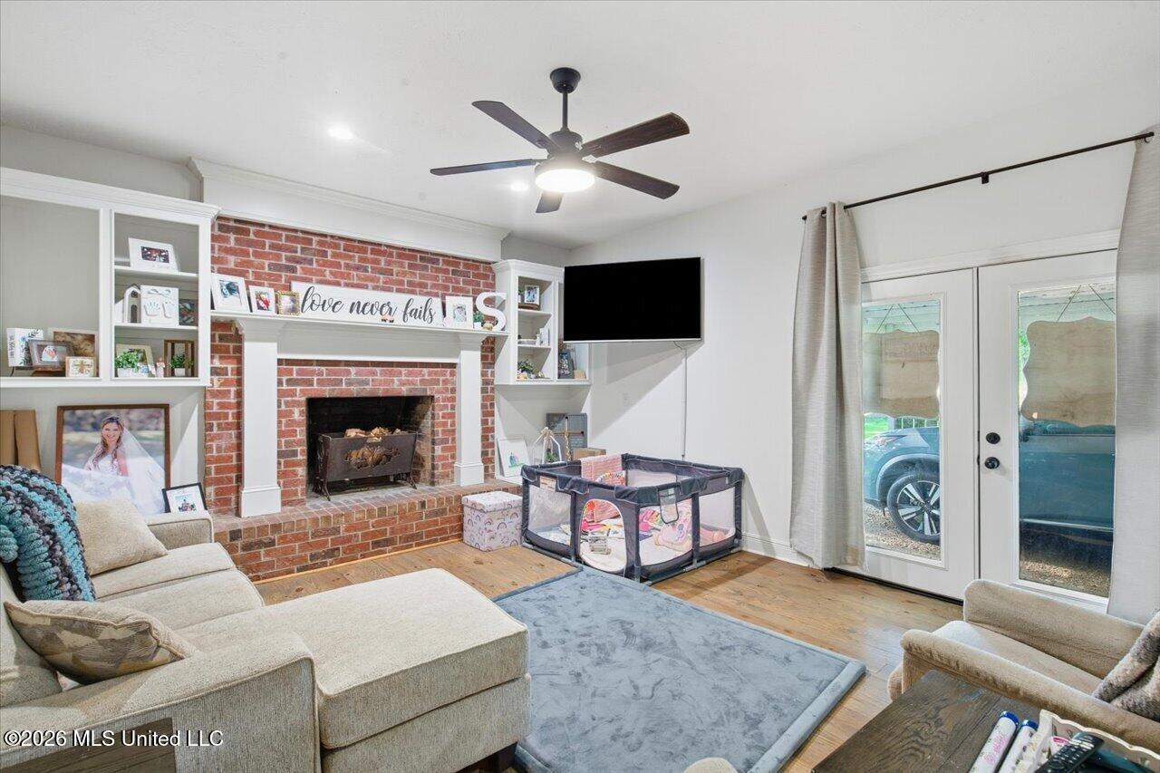 2596 Tank Road Property Photo 10