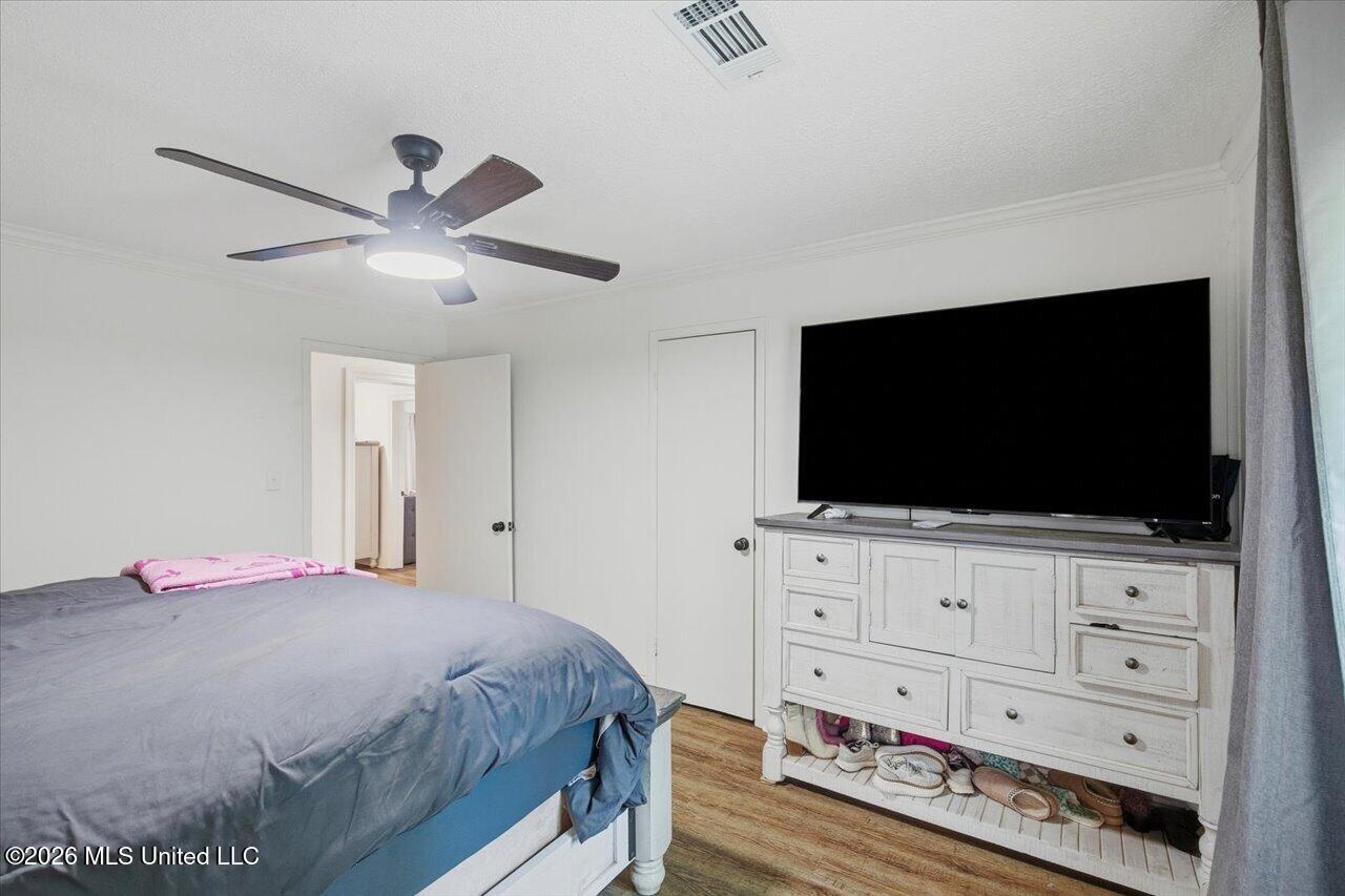 2596 Tank Road Property Photo 23