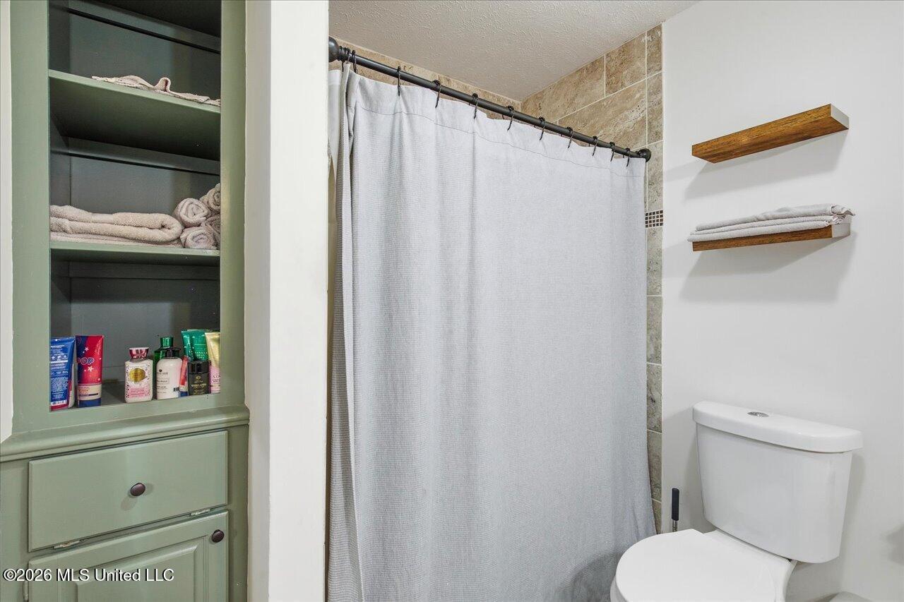 2596 Tank Road Property Photo 24