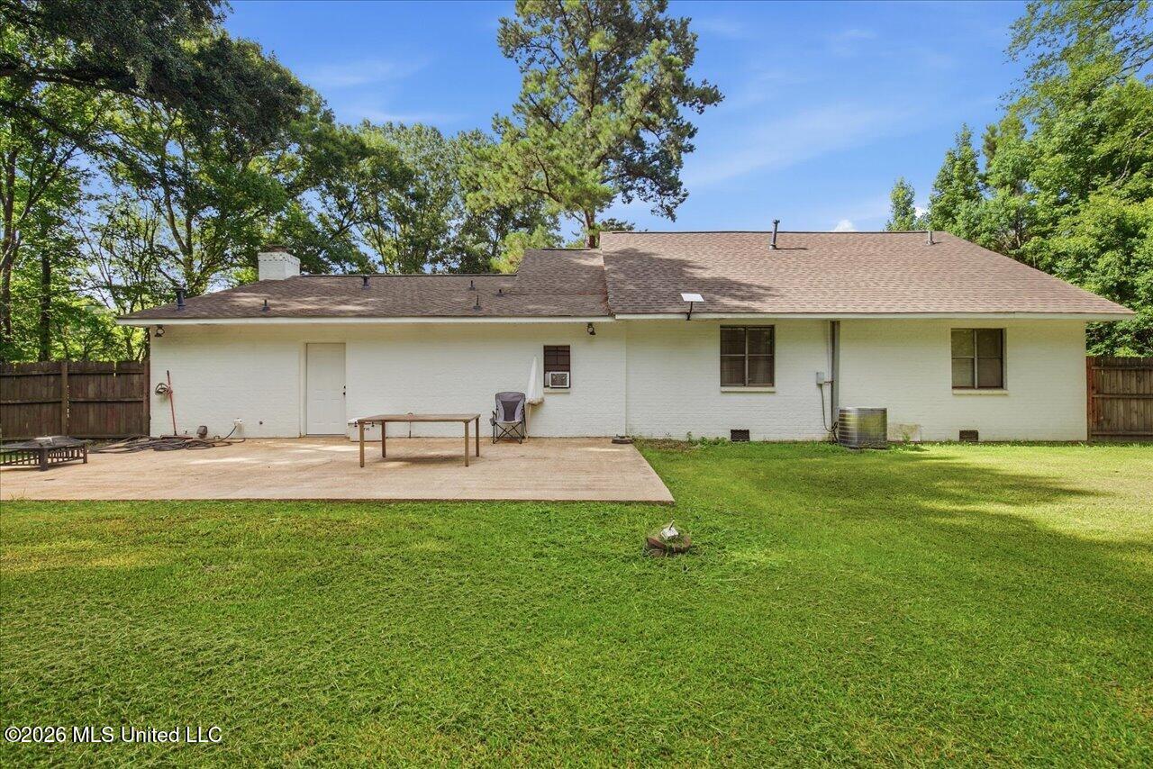2596 Tank Road Property Photo 32