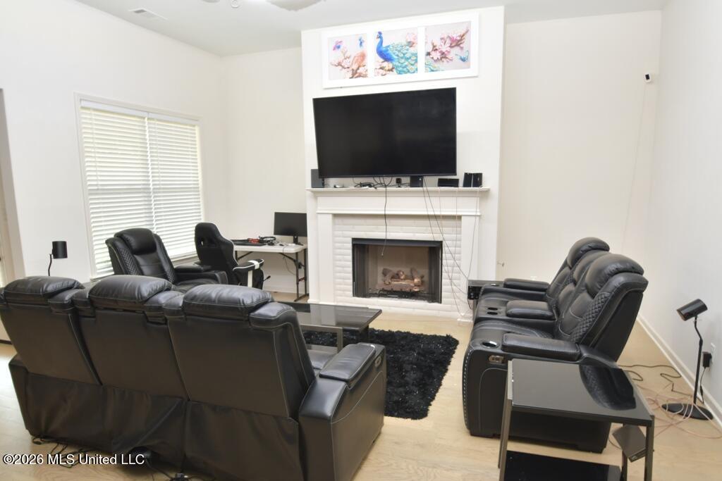 7318 Ellinwood Pass Property Photo 11
