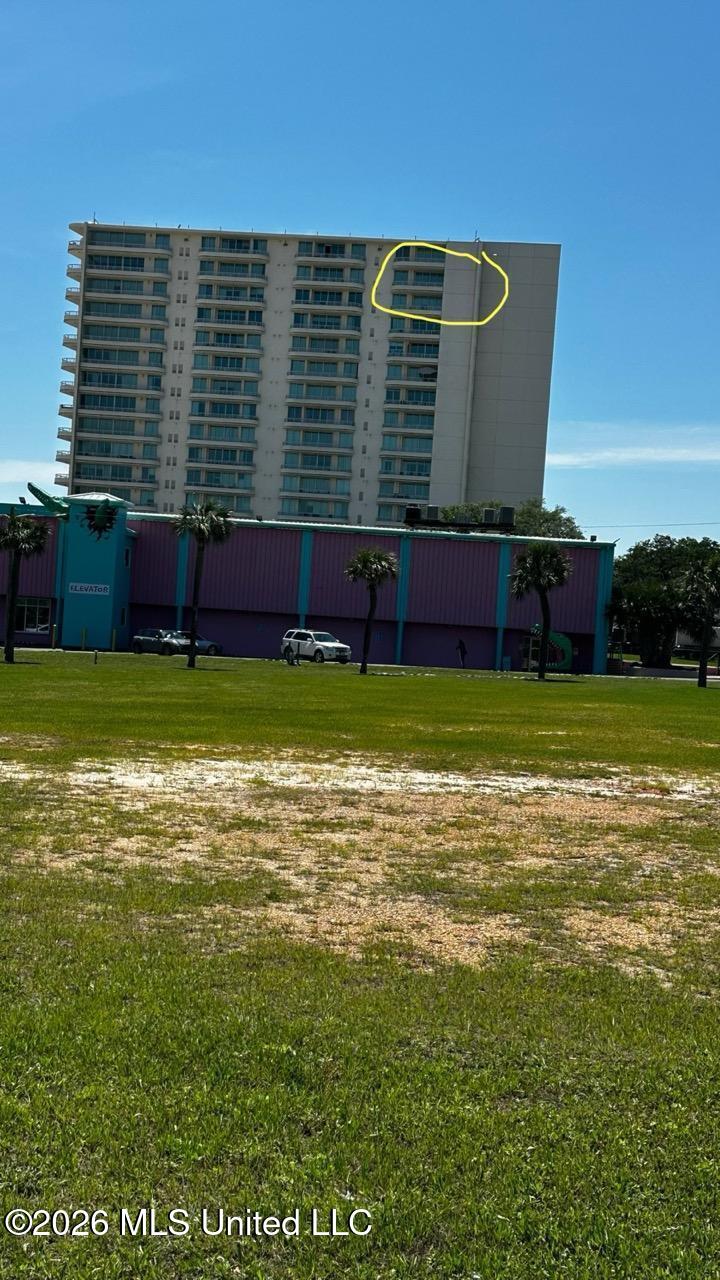 2060 Beach Boulevard Property Photo 1