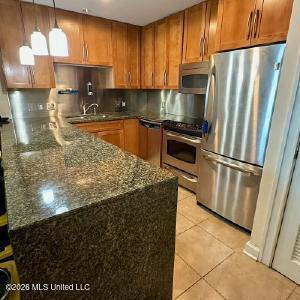 2060 Beach Boulevard Property Photo 14