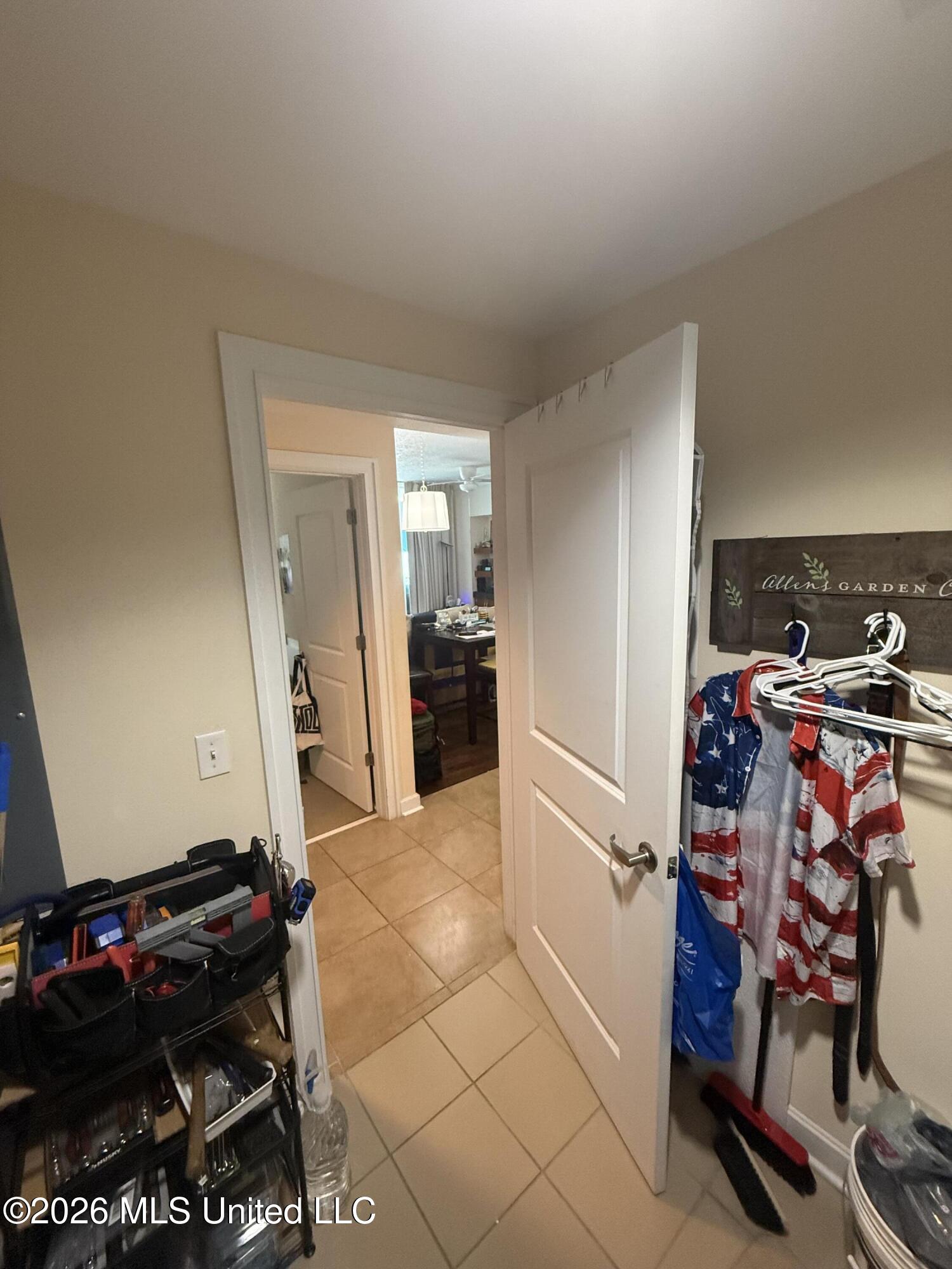 2060 Beach Boulevard Property Photo 18