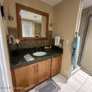 2060 Beach Boulevard Property Photo 26