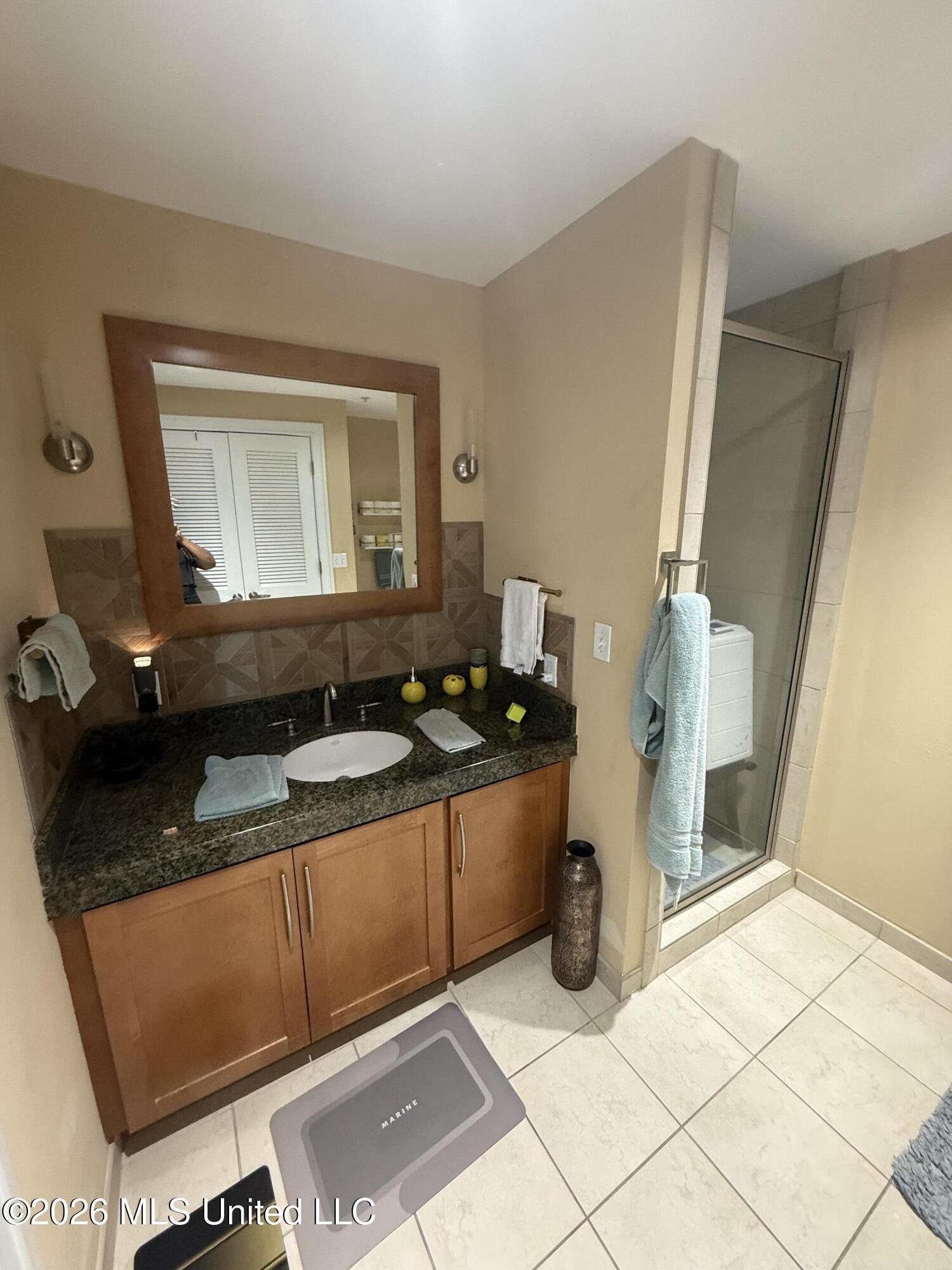 2060 Beach Boulevard Property Photo 28