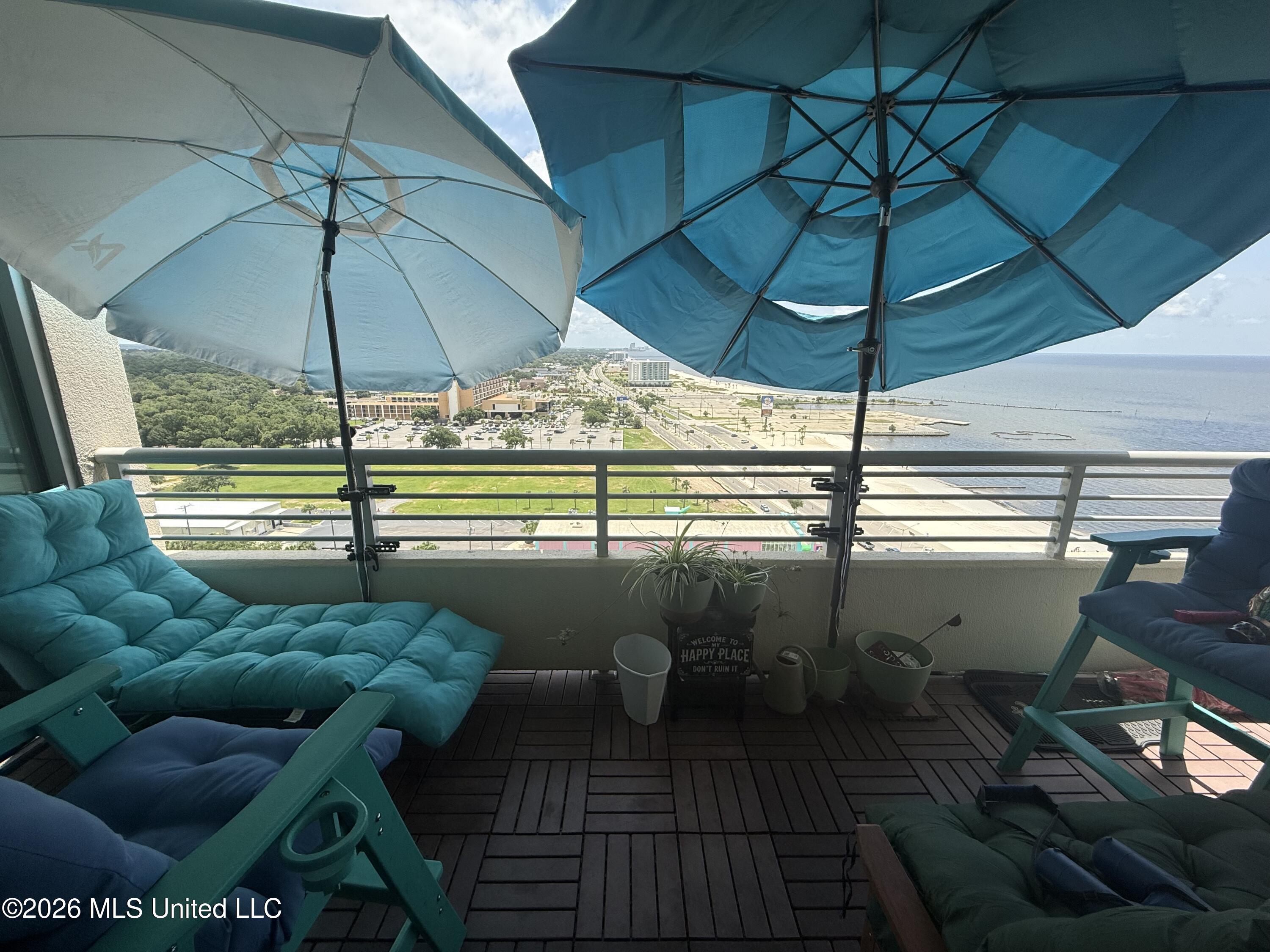 2060 Beach Boulevard Property Photo 52
