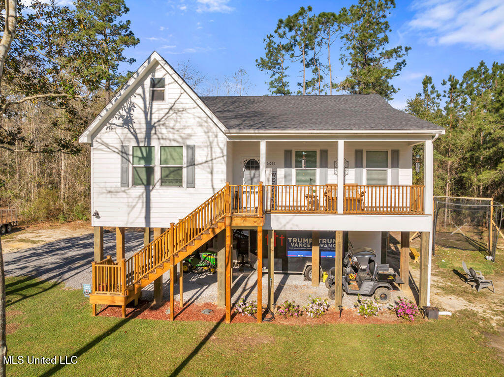 6015 Choctaw Place Property Photo 4
