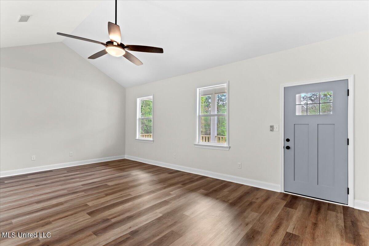 6015 Choctaw Place Property Photo 8