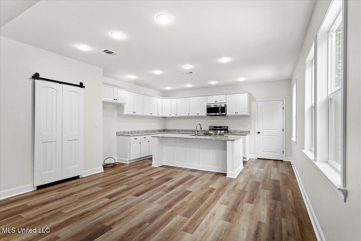 6015 Choctaw Place Property Photo 9