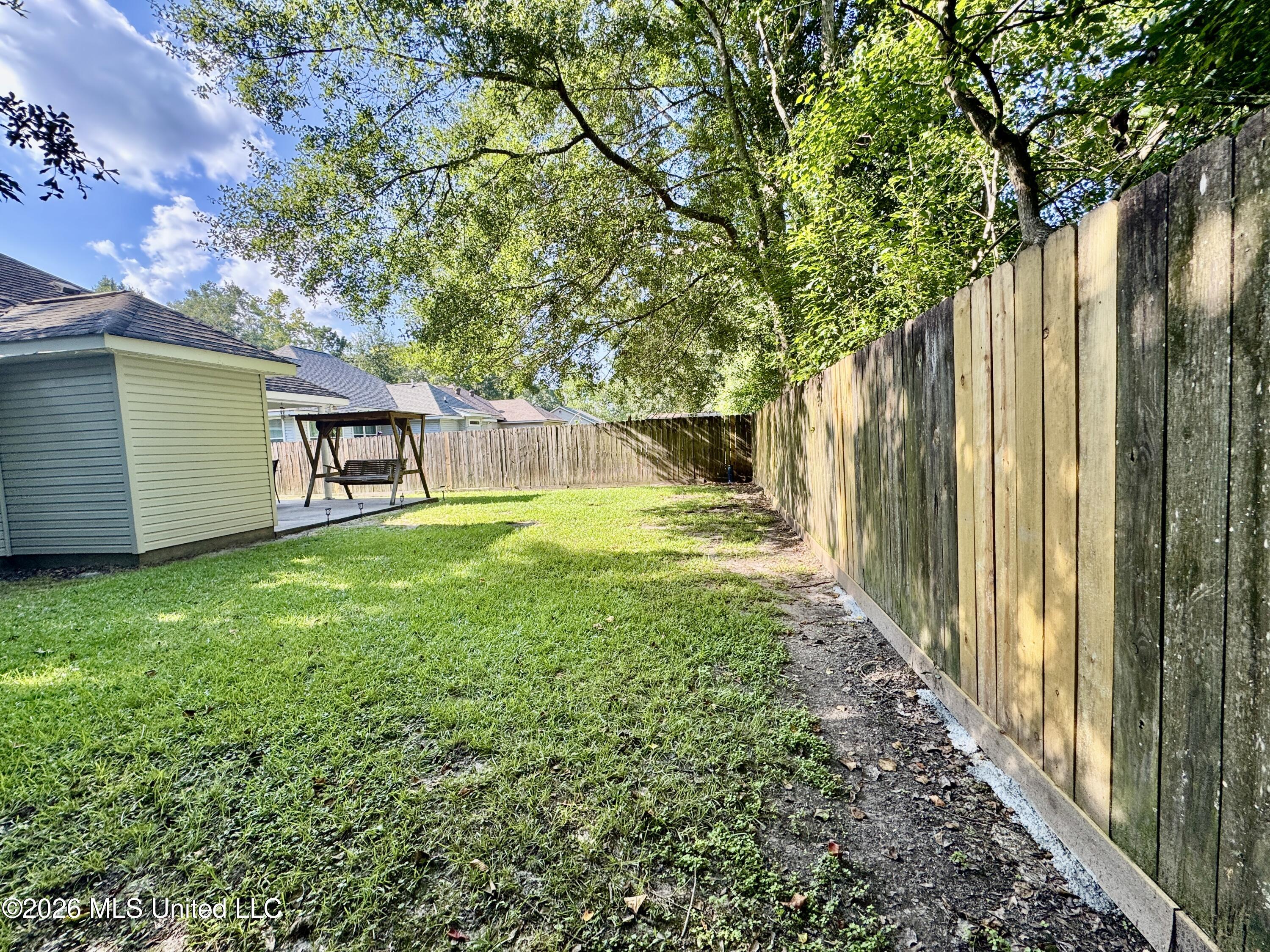 628 6th Street Property Photo 8