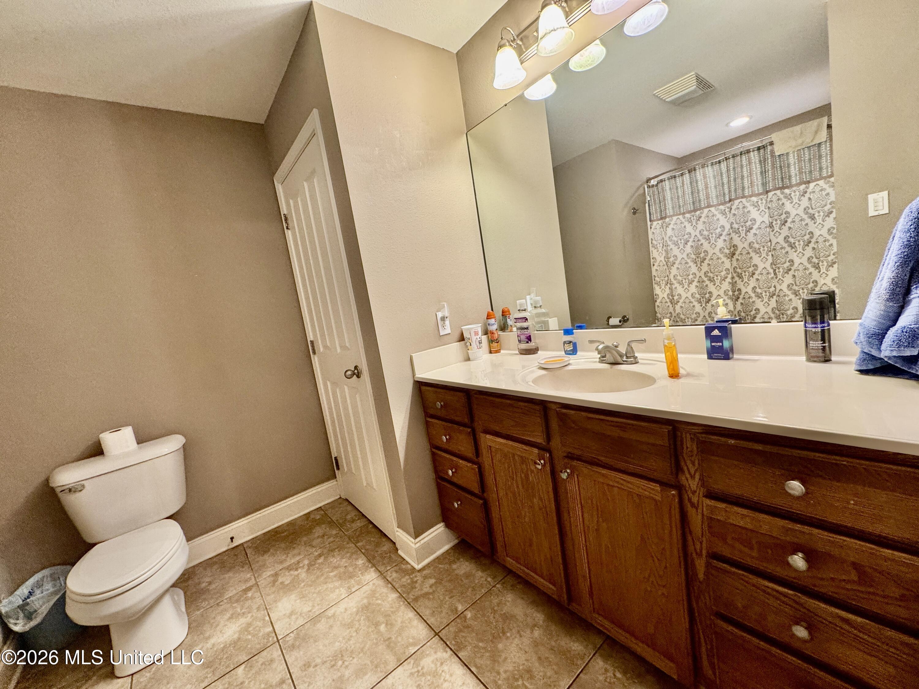 628 6th Street Property Photo 12