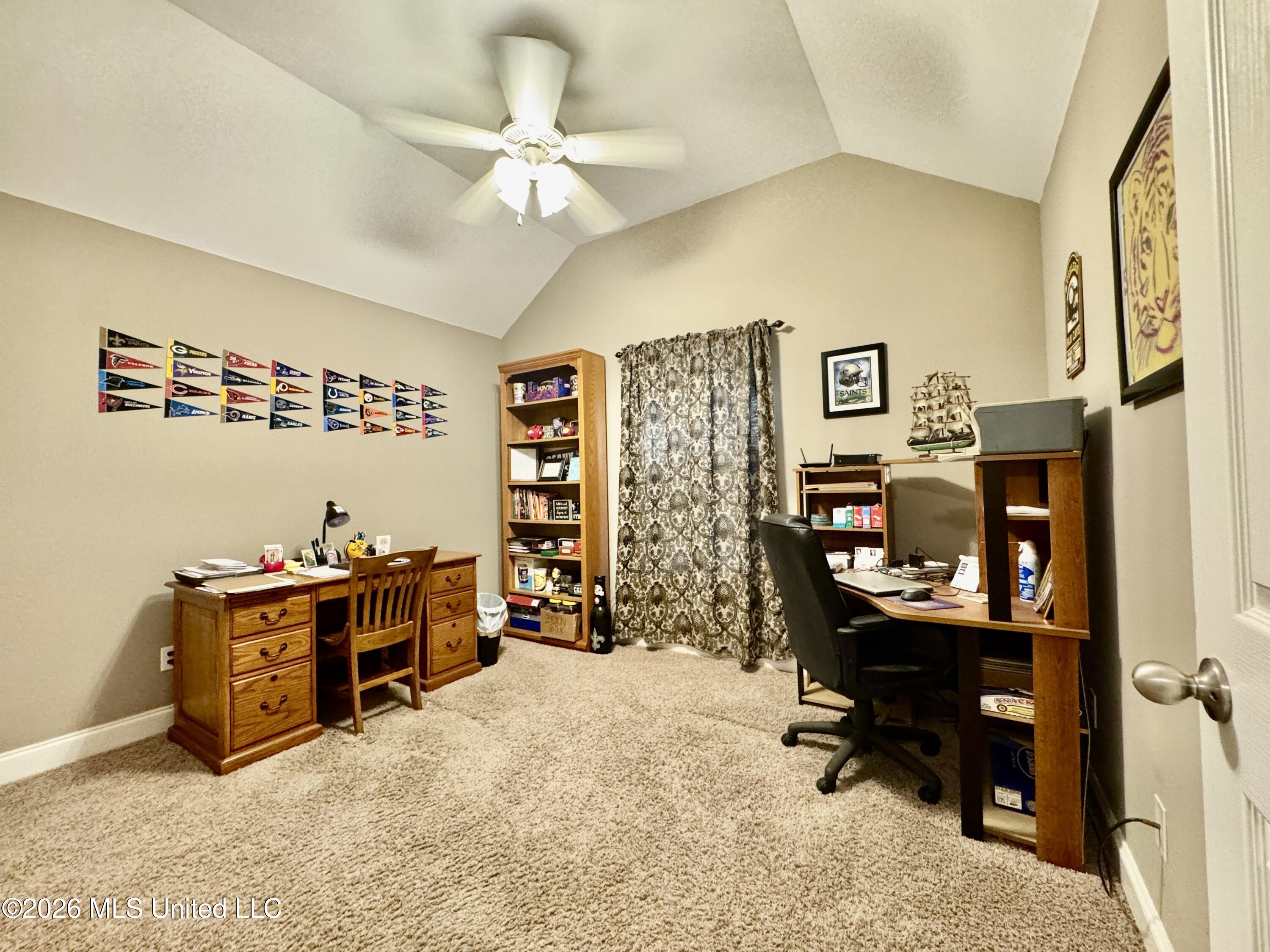 628 6th Street Property Photo 22