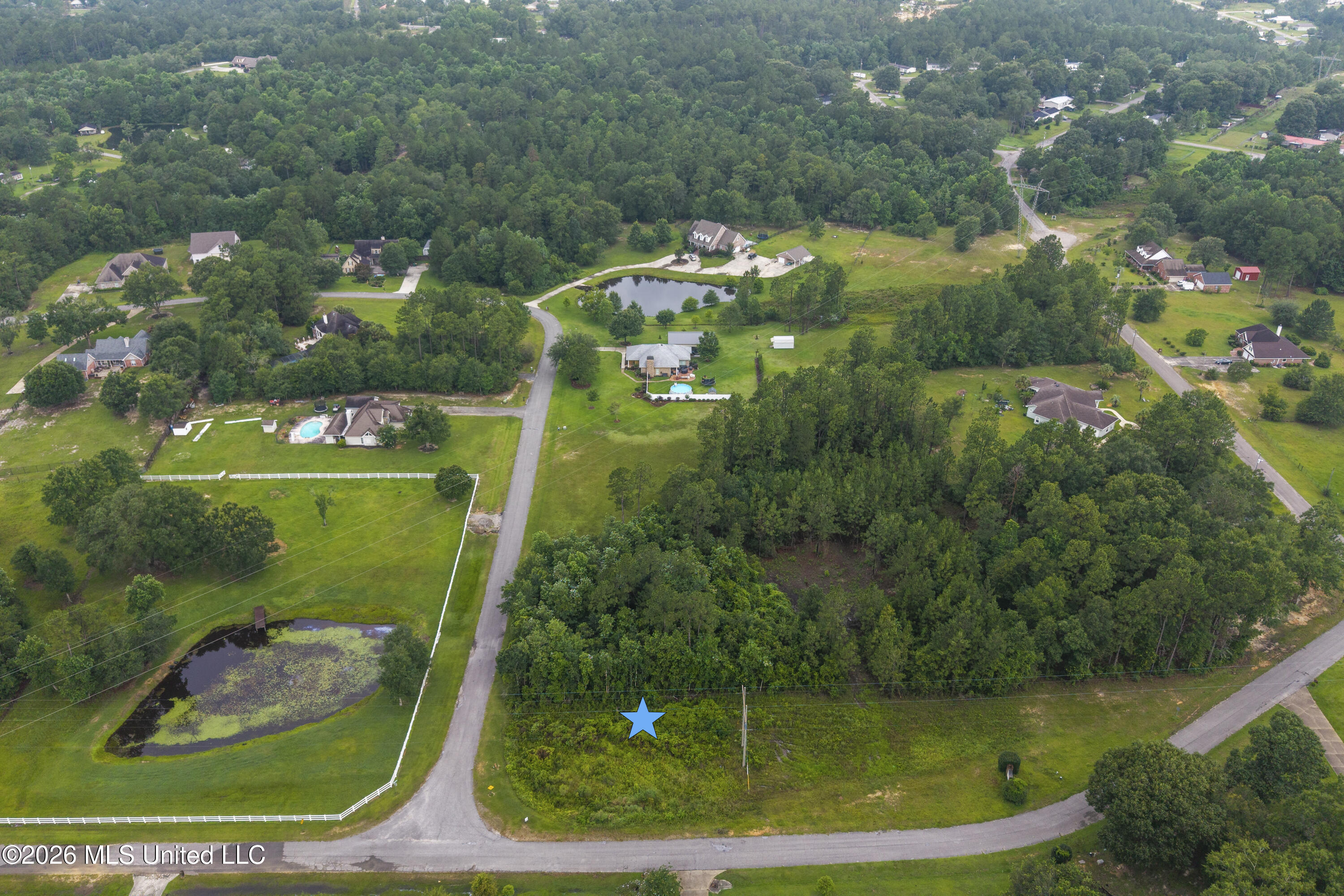 Spring Briar Trail Property Photo 7