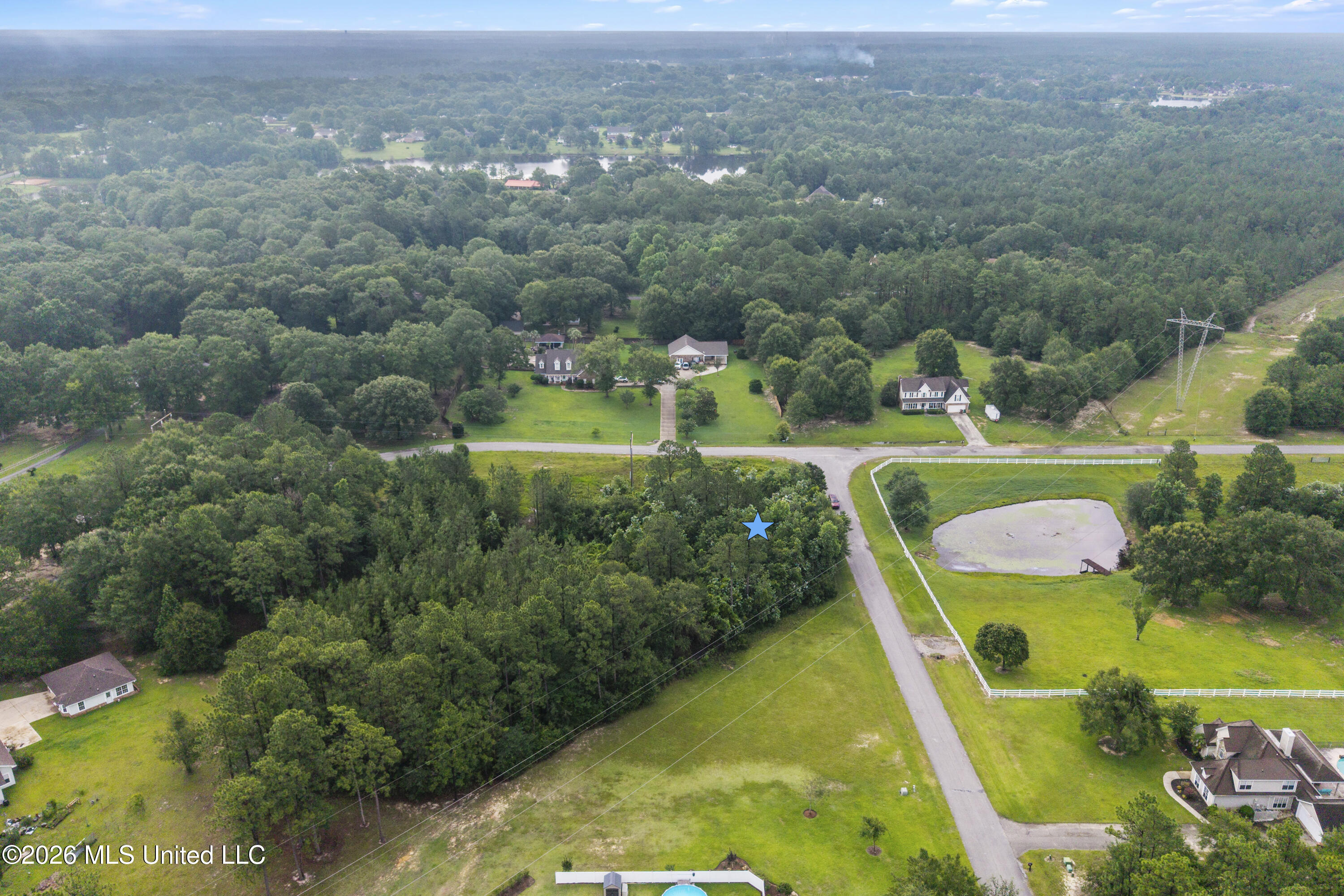 Spring Briar Trail Property Photo 11