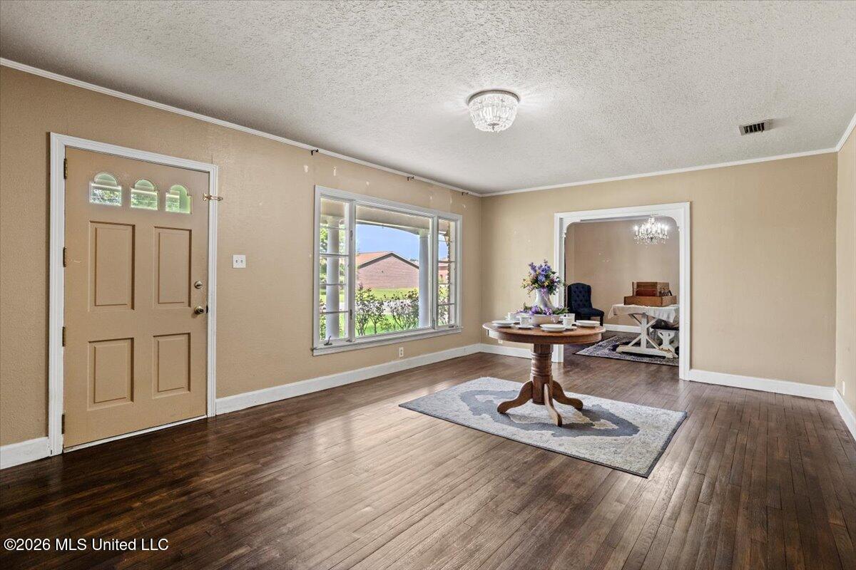 140 Myrtle Street Property Photo 8
