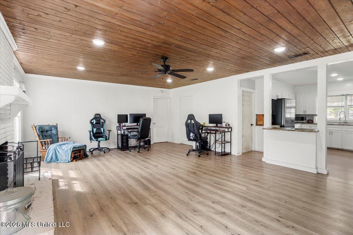 140 Myrtle Street Property Photo 12