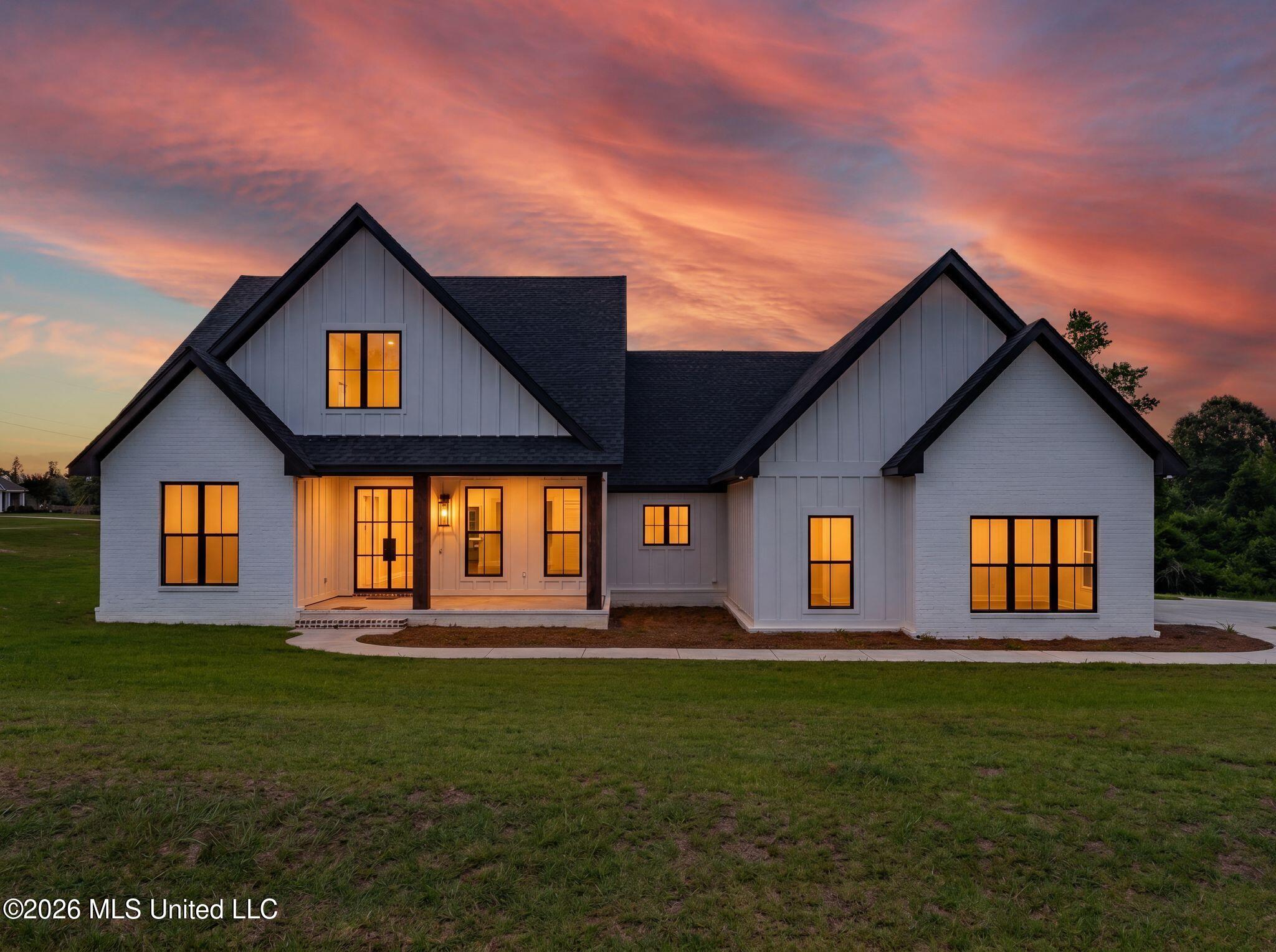 40 Whistlestop Property Photo 1