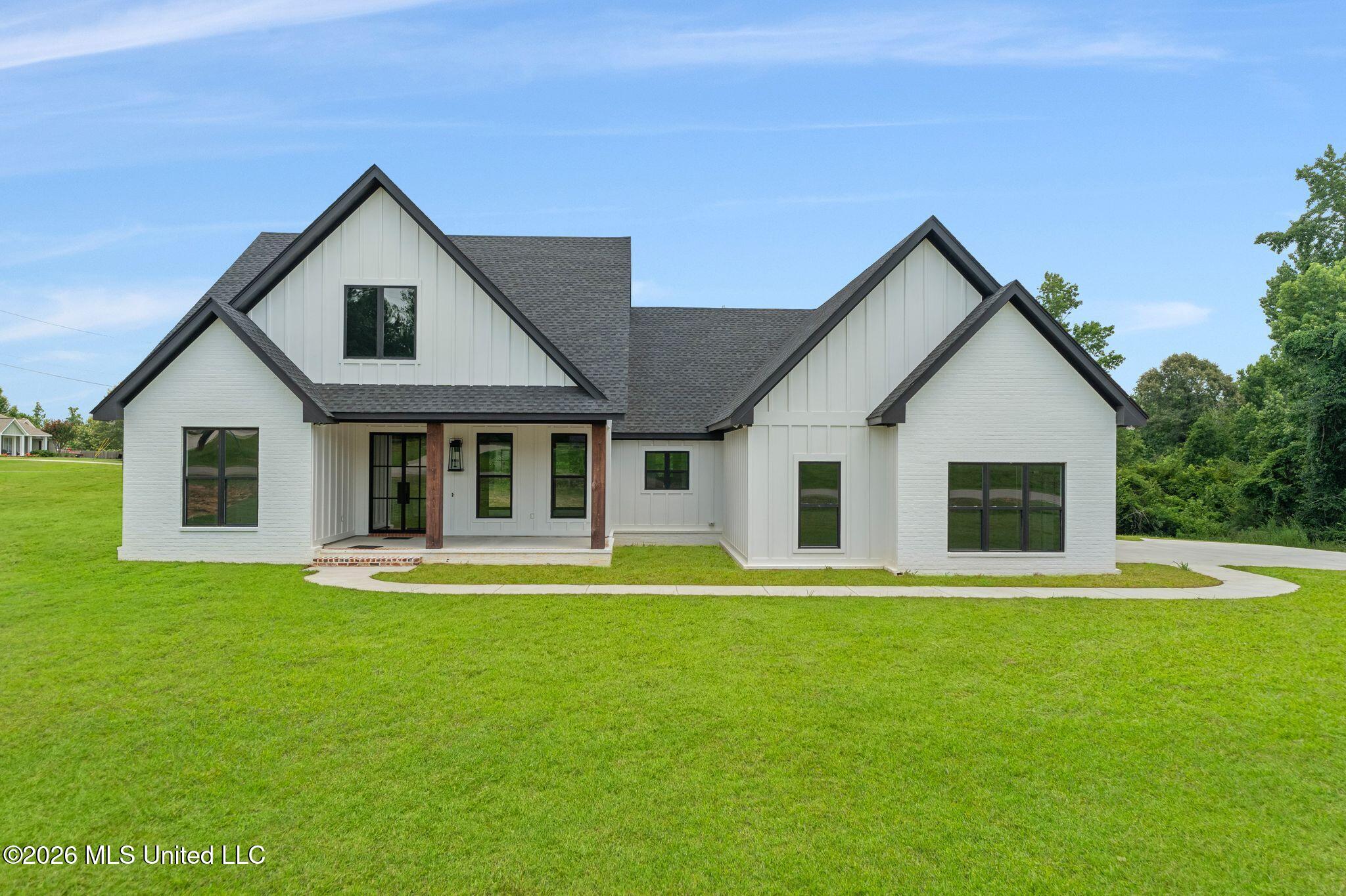 40 Whistlestop Property Photo 2