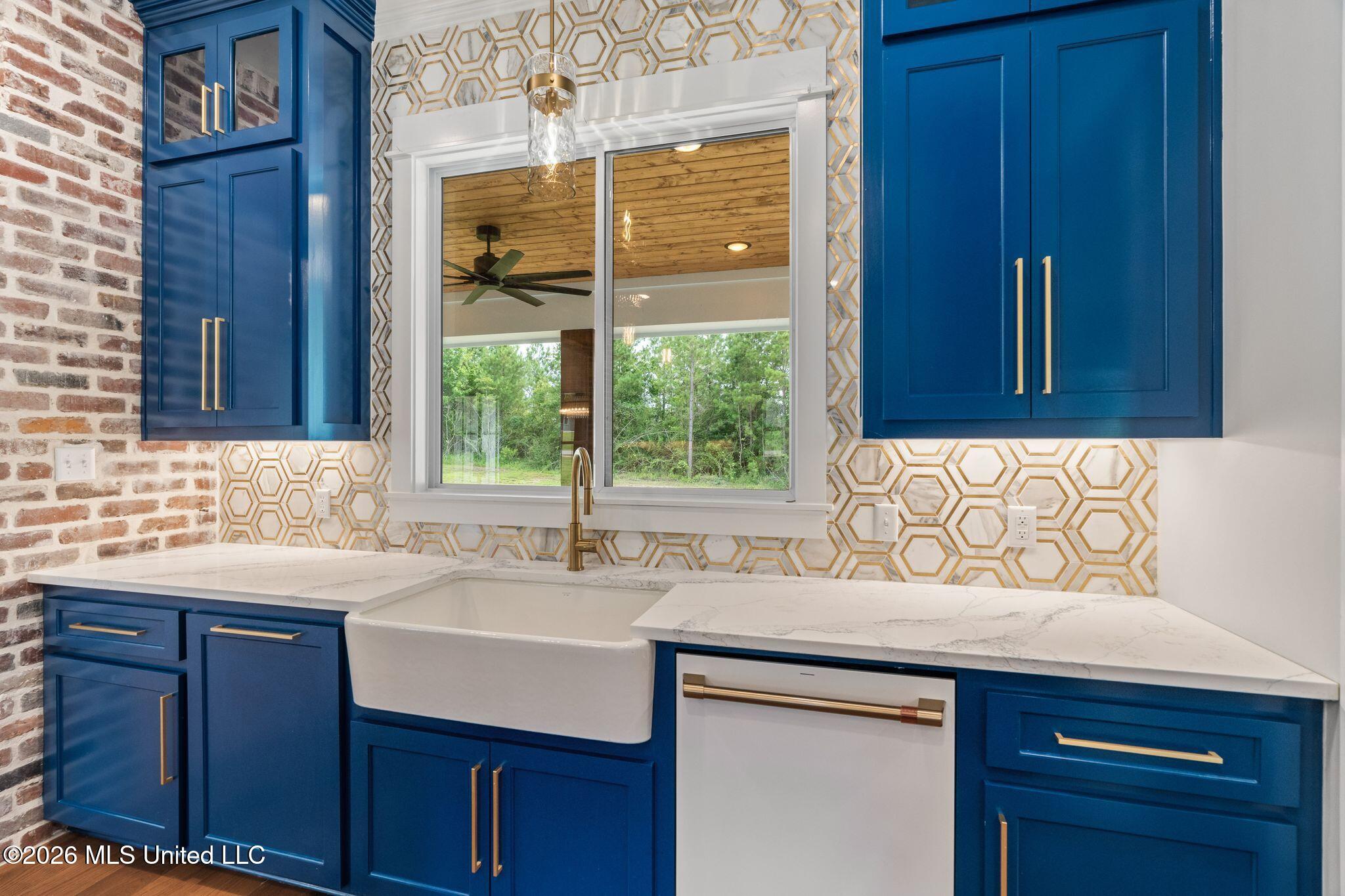 40 Whistlestop Property Photo 22