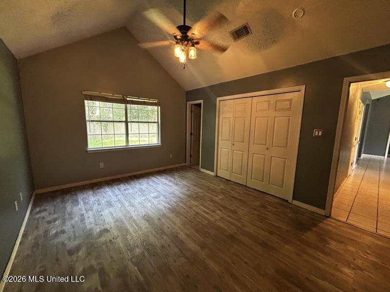 9201 Marina Avenue Property Photo 9