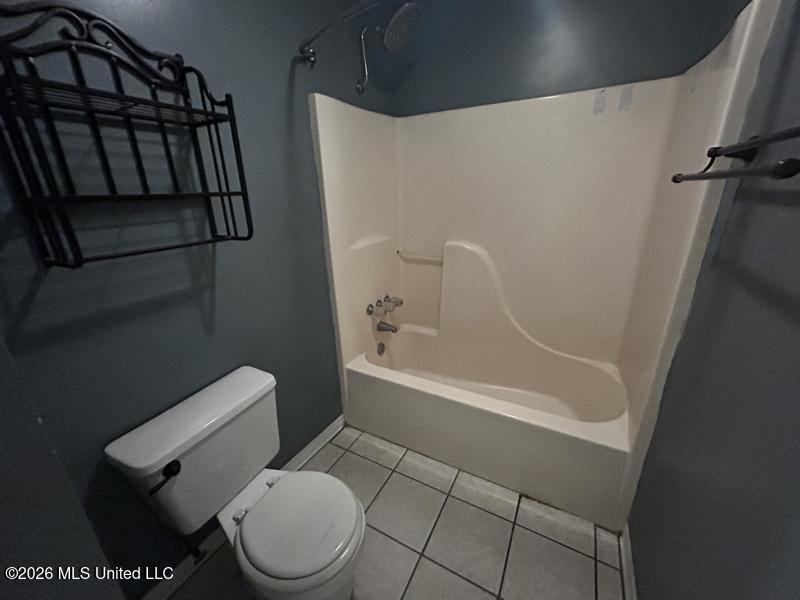 9201 Marina Avenue Property Photo 11