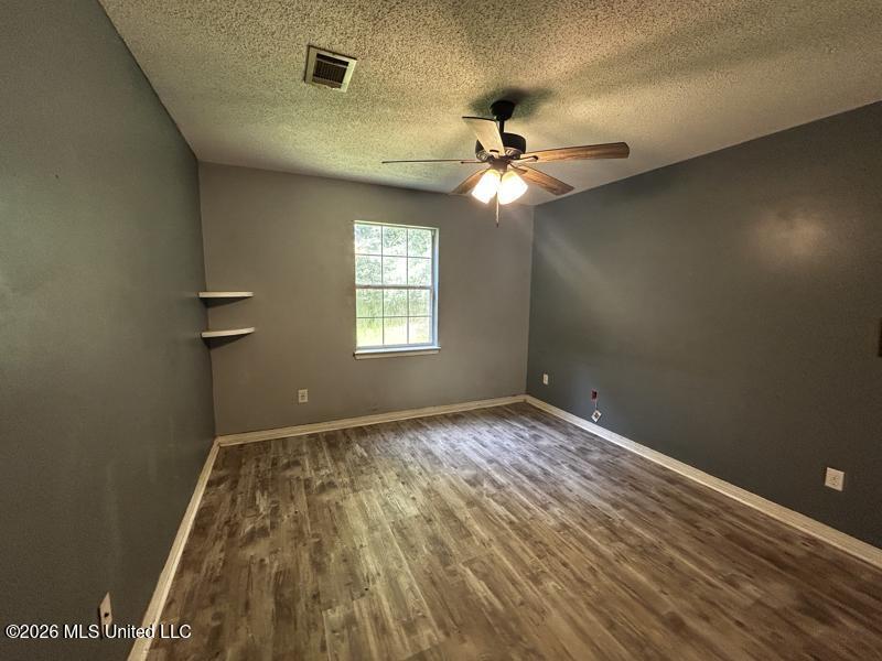 9201 Marina Avenue Property Photo 14
