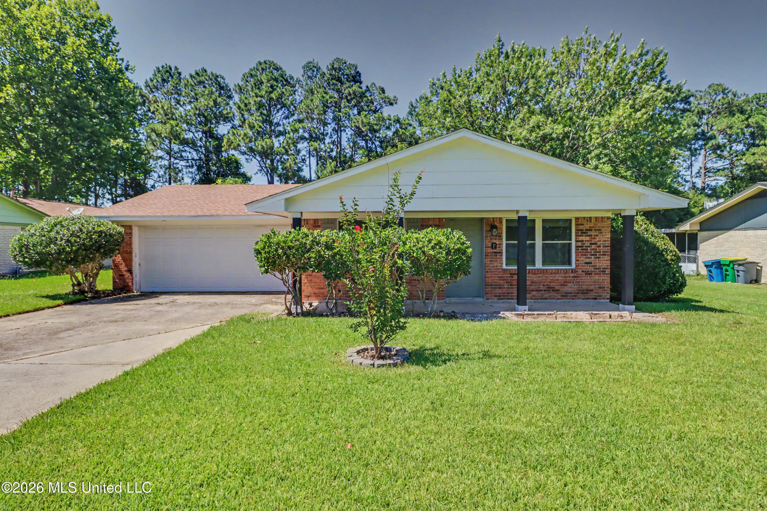 15420 Anderson Drive Property Photo 1
