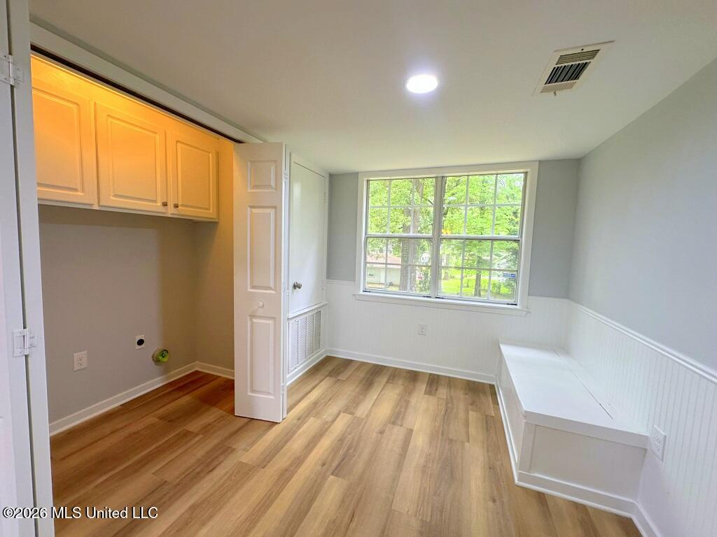 1404 Rosemont Drive Property Photo 9