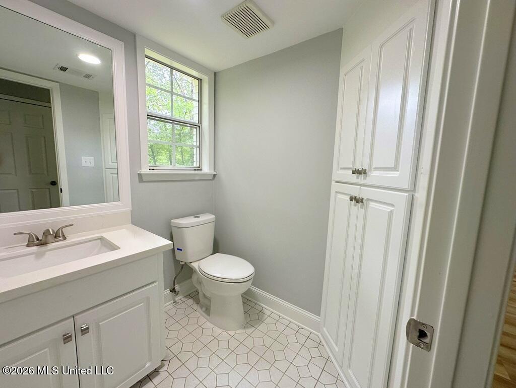 1404 Rosemont Drive Property Photo 10