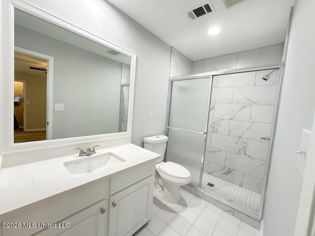1404 Rosemont Drive Property Photo 18