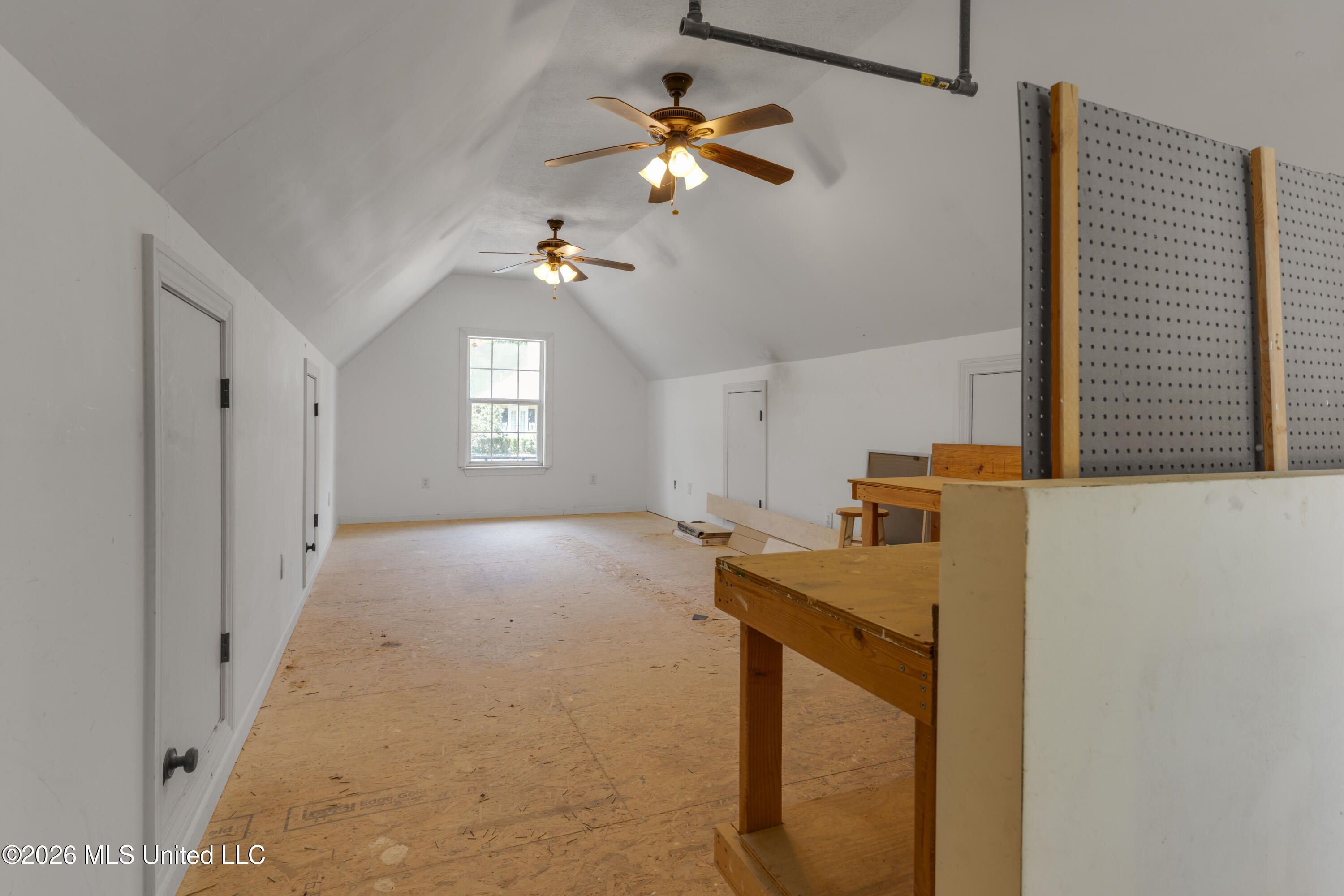 109 Willow Brook Road Property Photo 28
