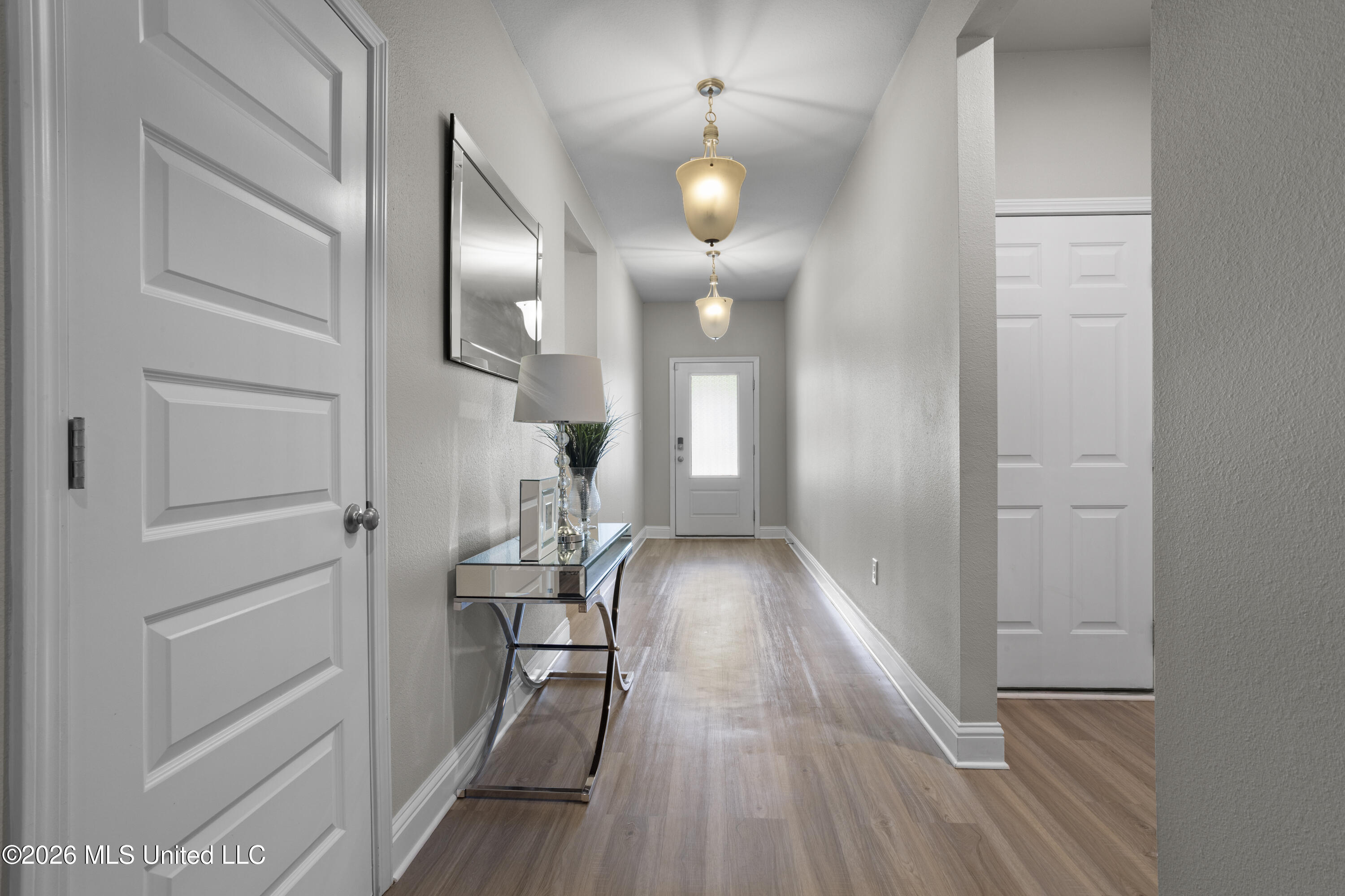 8452 Rock Glen Road Property Photo 4