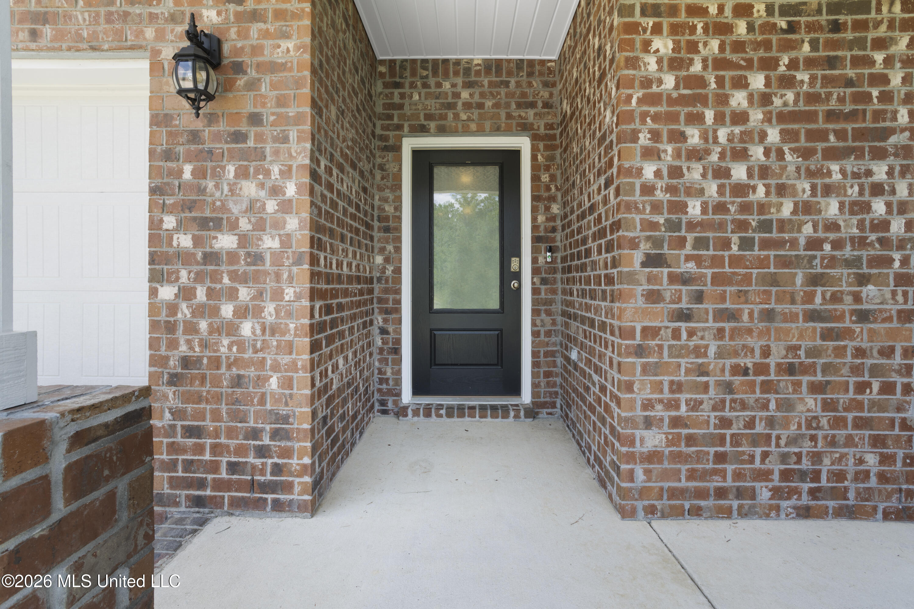 8452 Rock Glen Road Property Photo 5