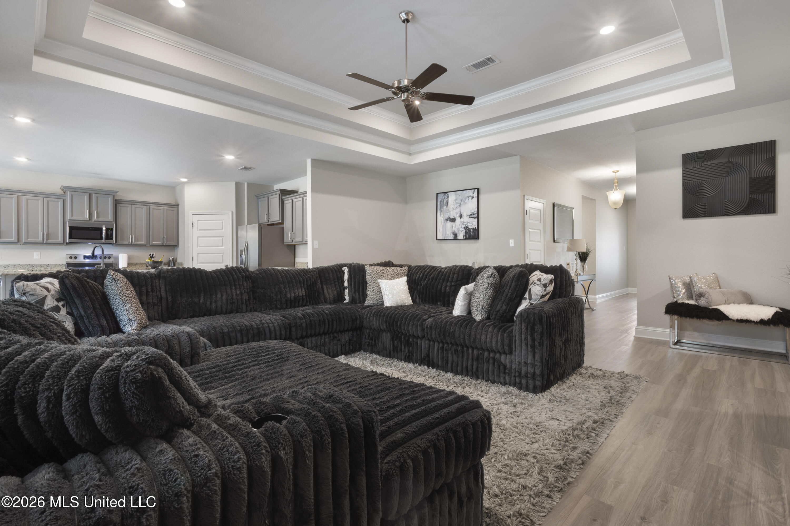 8452 Rock Glen Road Property Photo 8