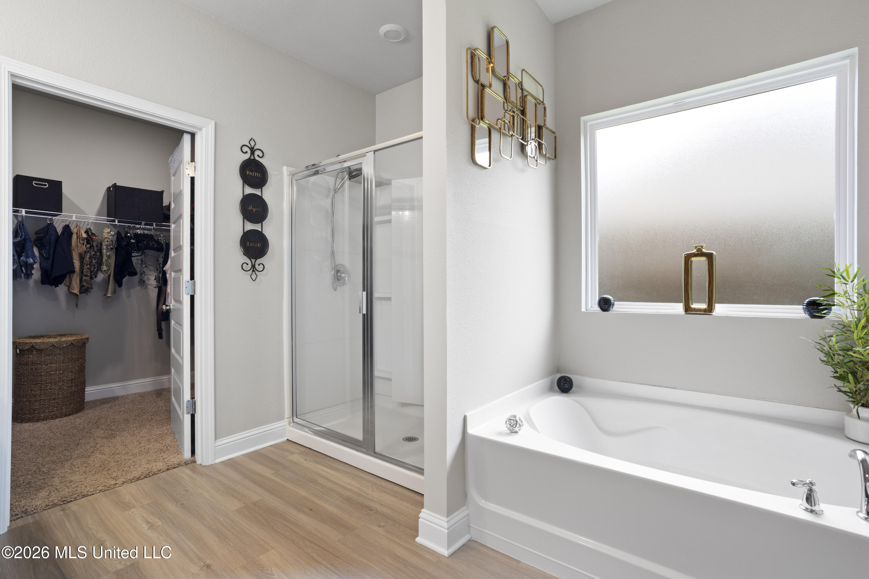 8452 Rock Glen Road Property Photo 24