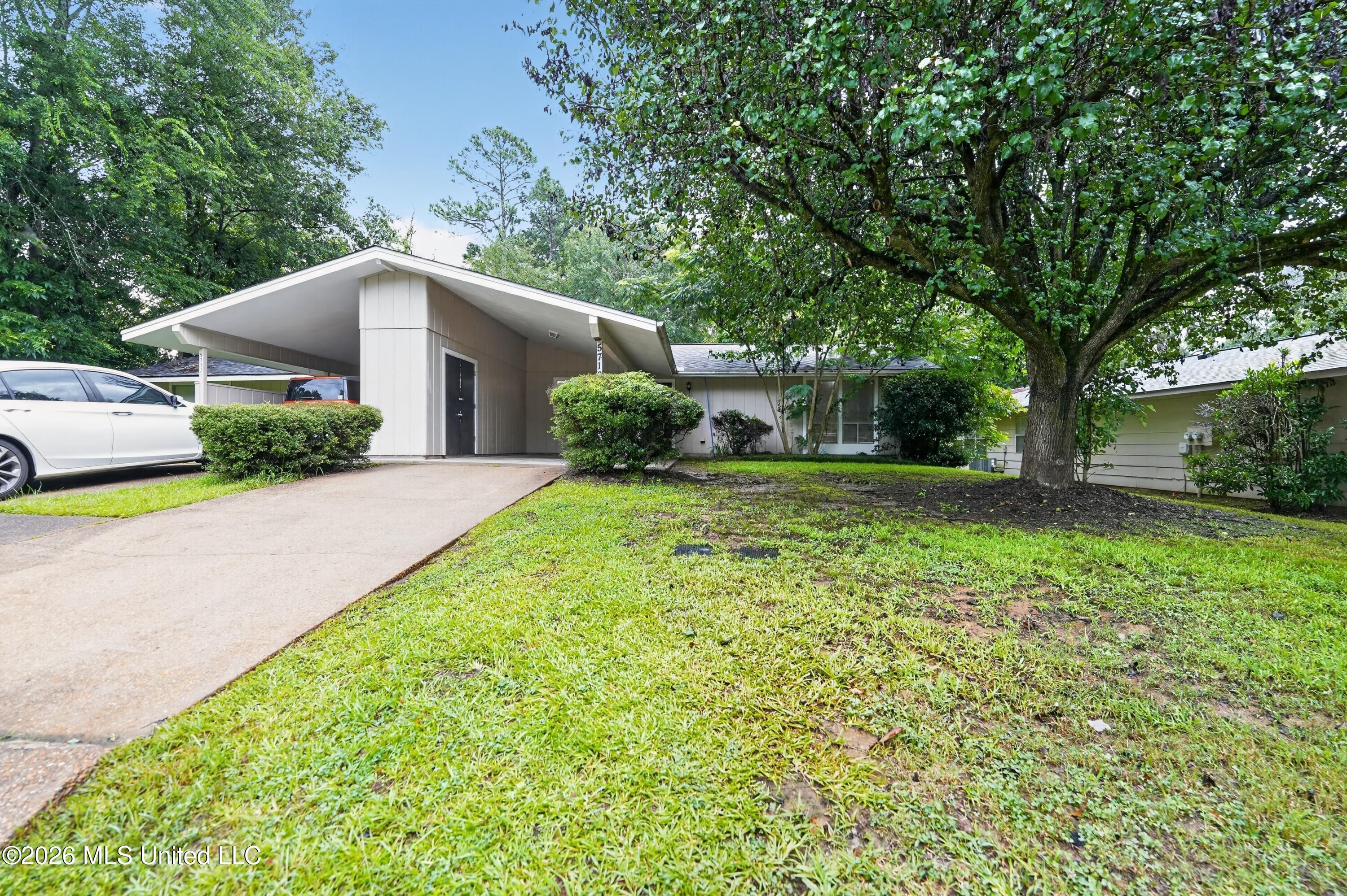 5710 Orchard View Property Photo 2