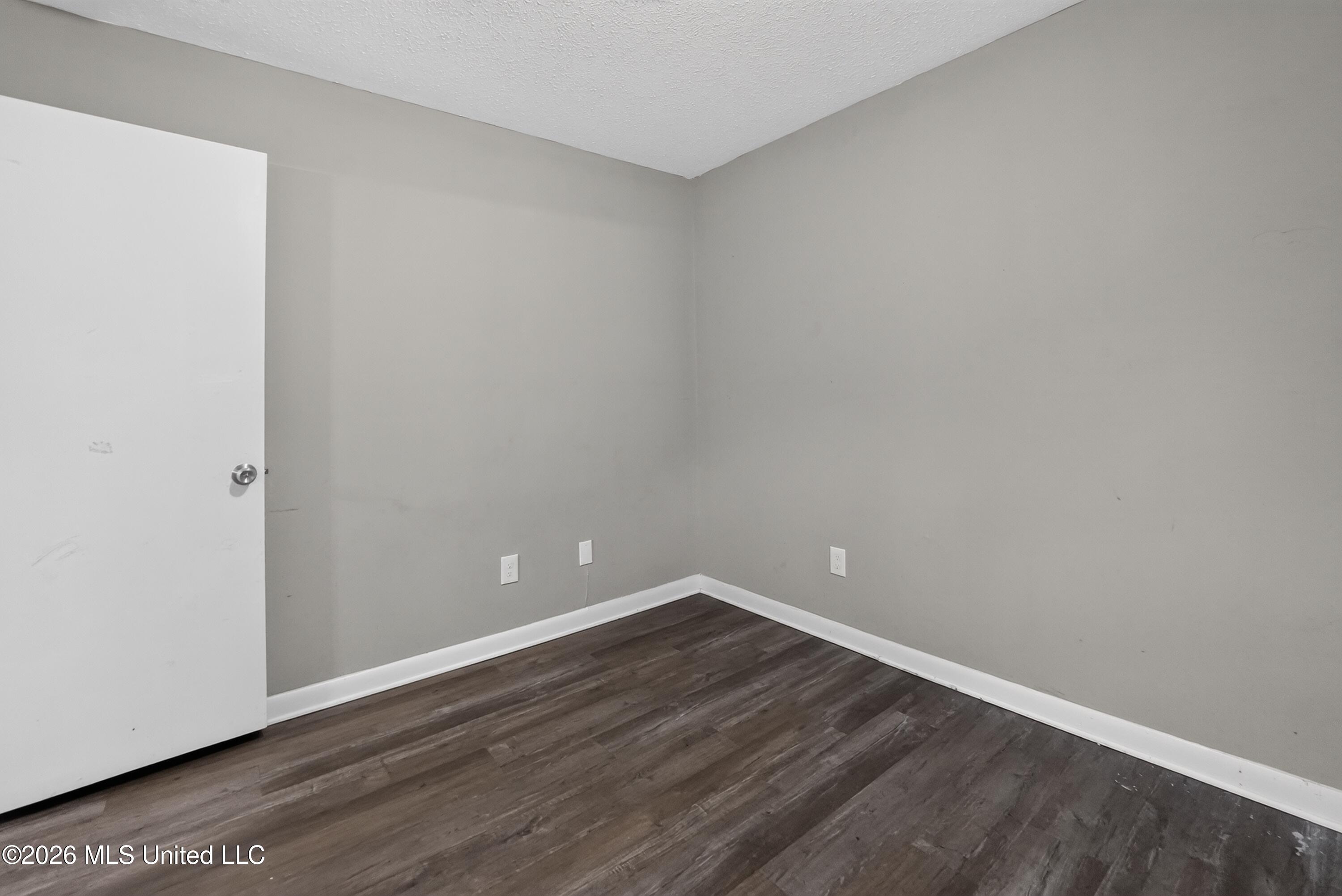5710 Orchard View Property Photo 20