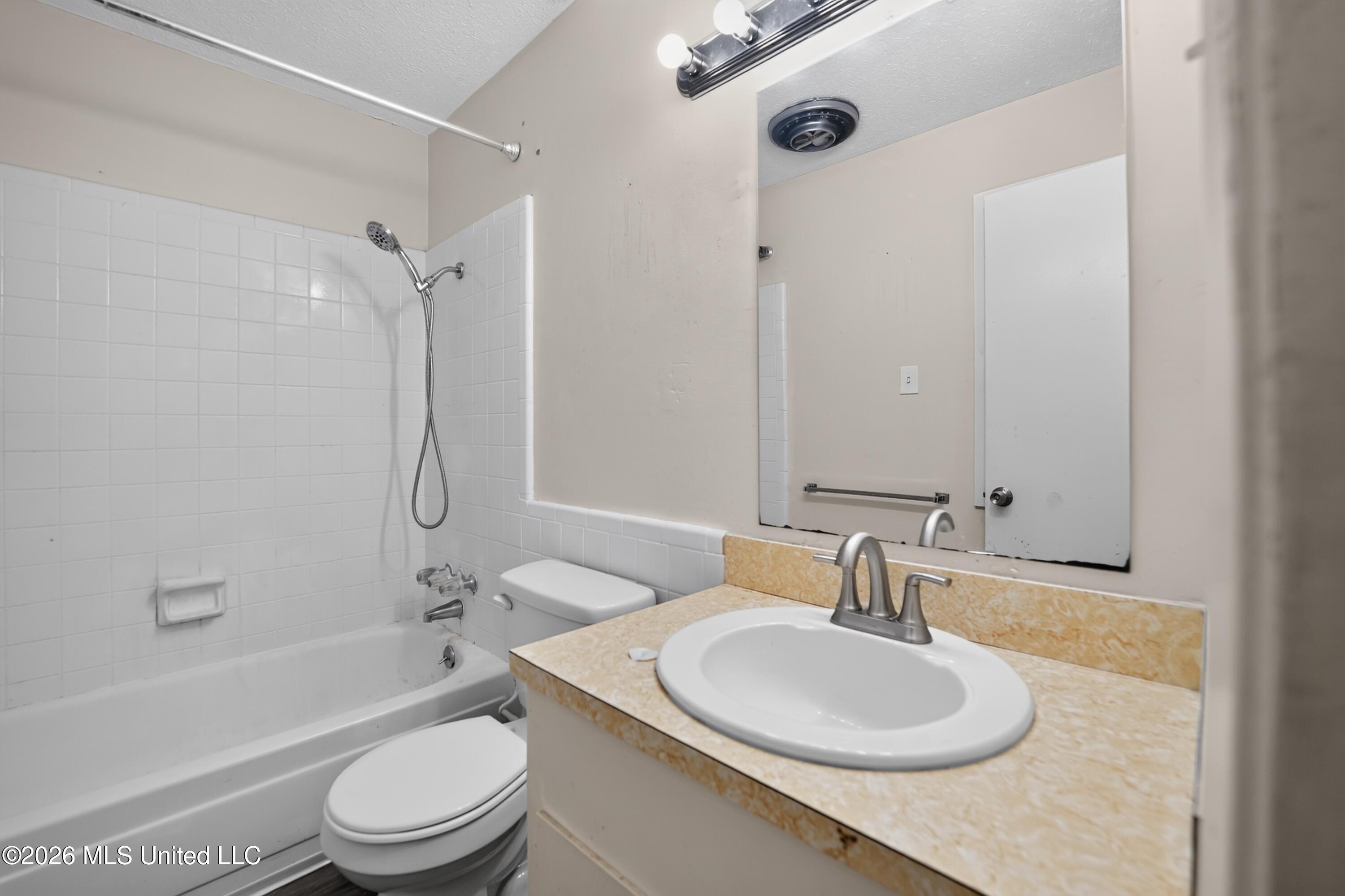 5710 Orchard View Property Photo 30