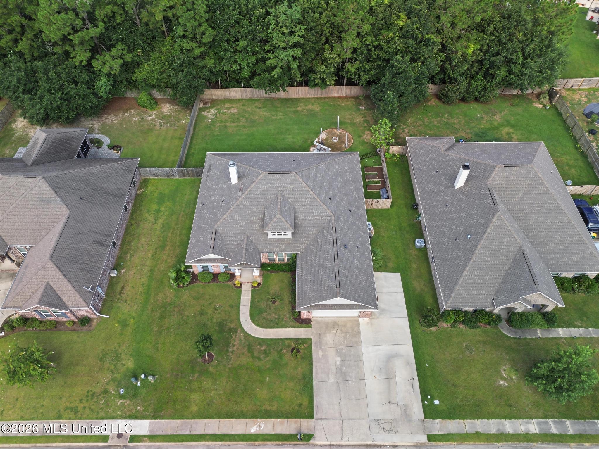 6015 Red Gate Drive Property Photo 2