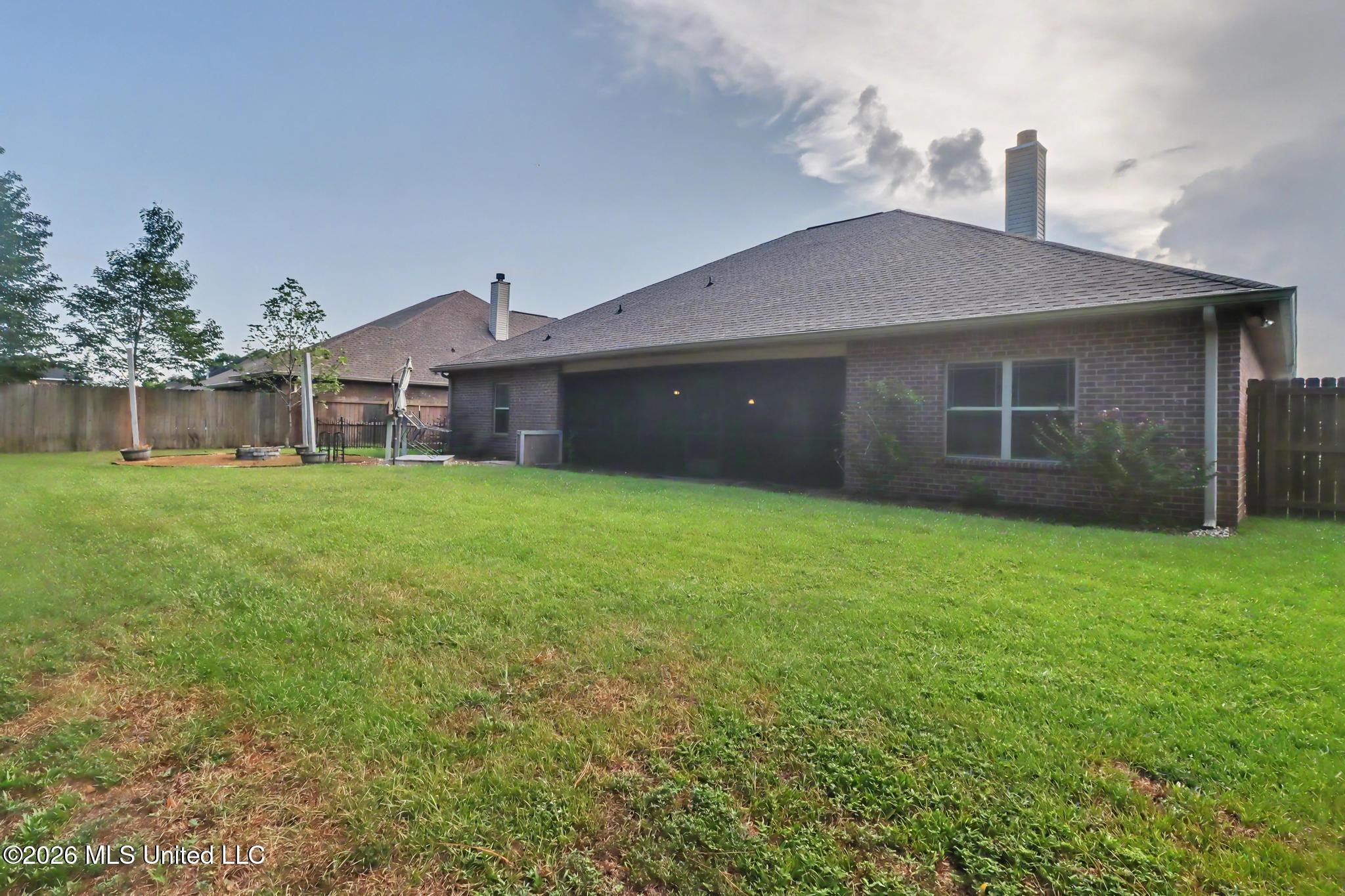 6015 Red Gate Drive Property Photo 5