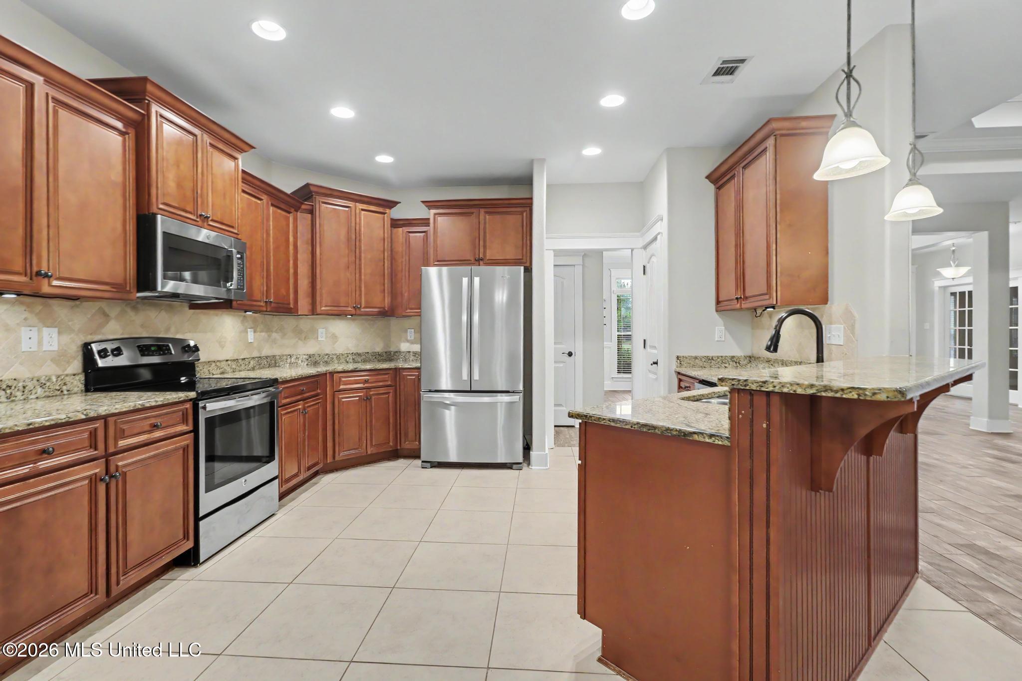 6015 Red Gate Drive Property Photo 12