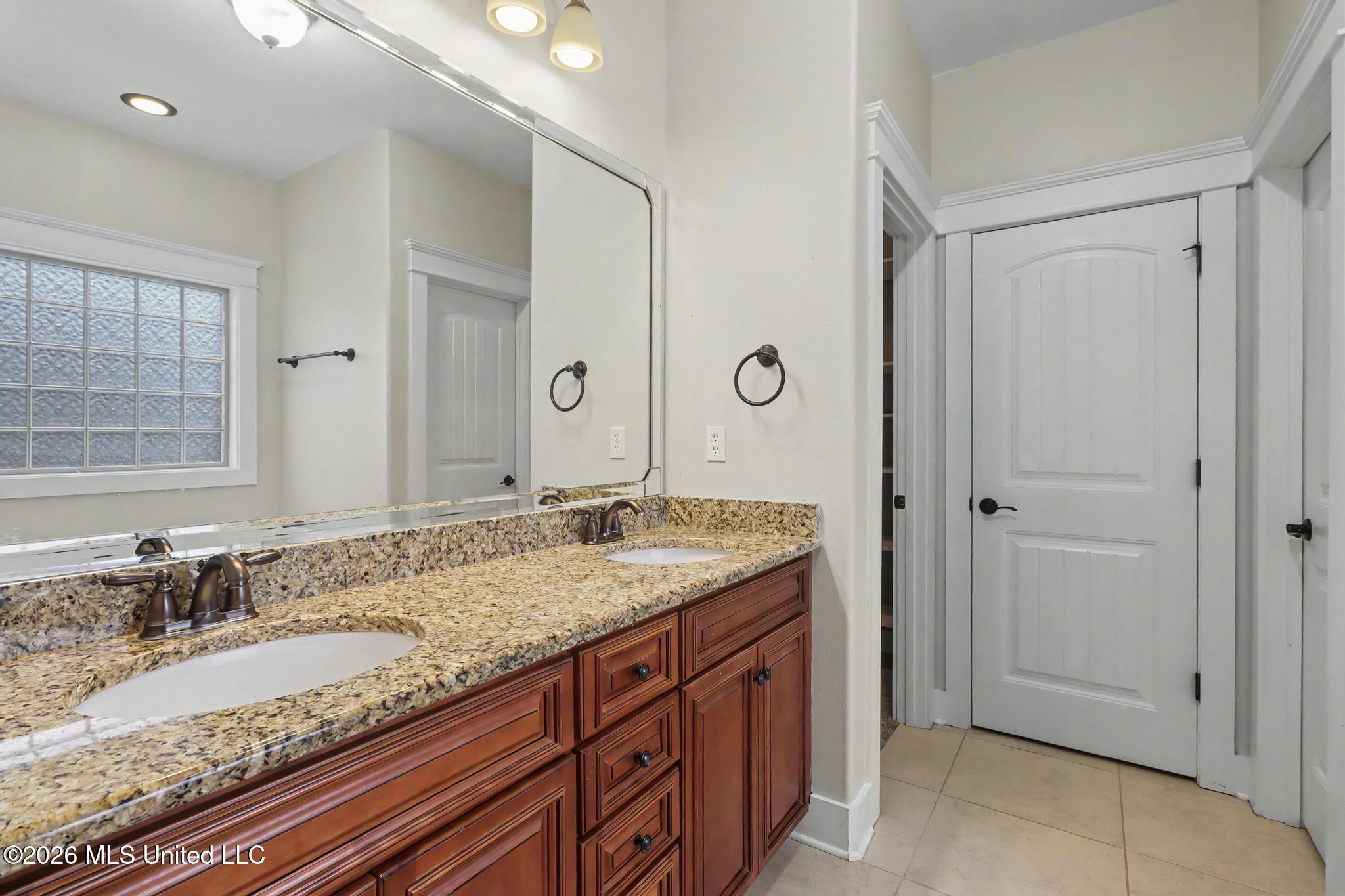 6015 Red Gate Drive Property Photo 17