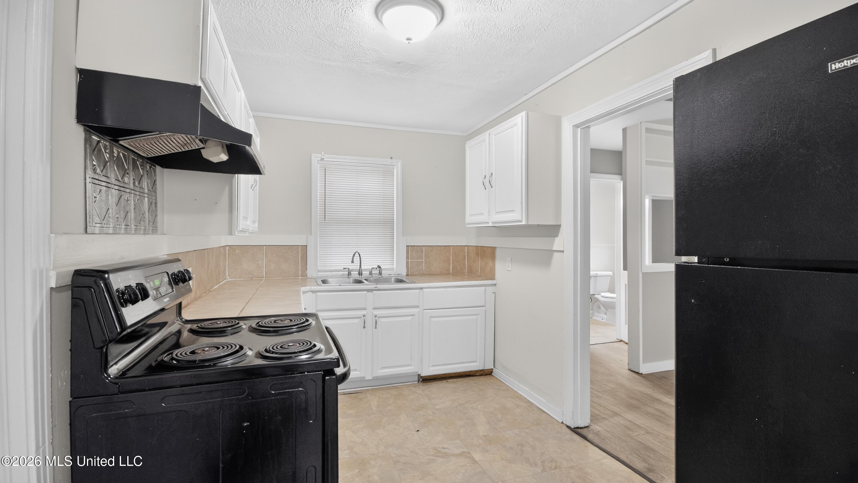 609 Launcelot Road Property Photo 13